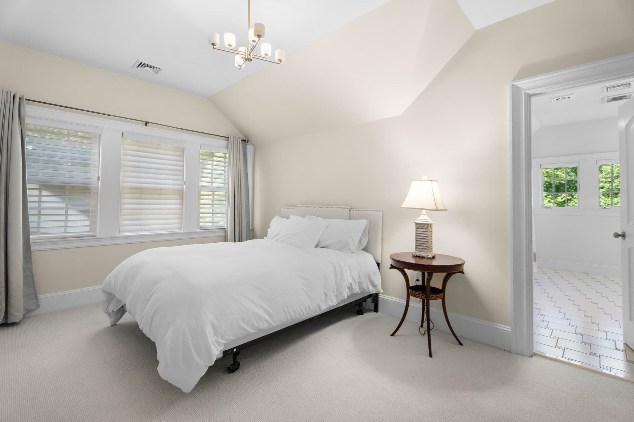 Single Family Residence at 3 Tower Field Lane, Lincoln MA 01773, Lincoln, photo 13 of 23