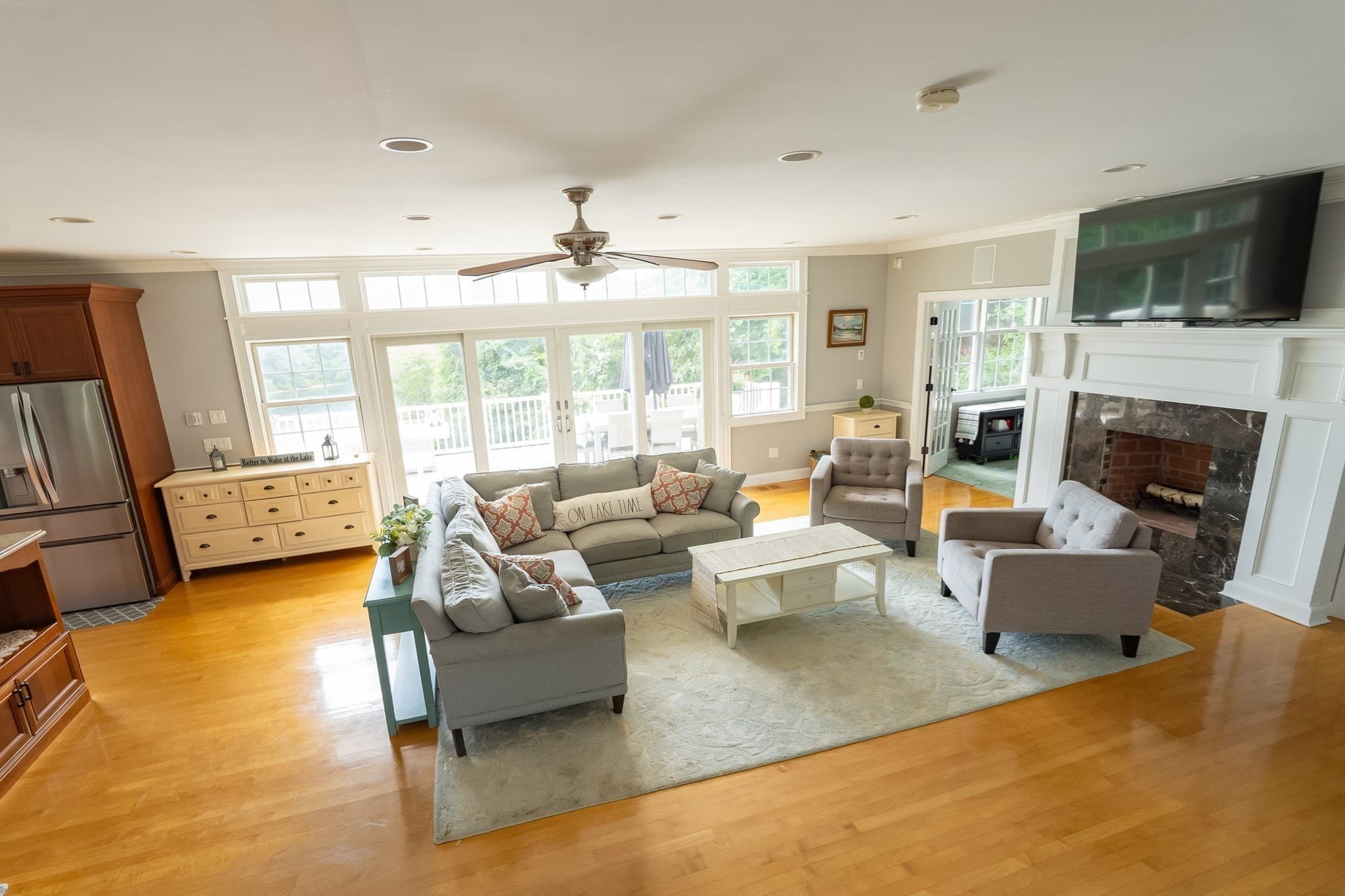Single Family Residence at 10 Indian Pond Pt, Barnstable MA 02648, Barnstable, photo 5 of 41