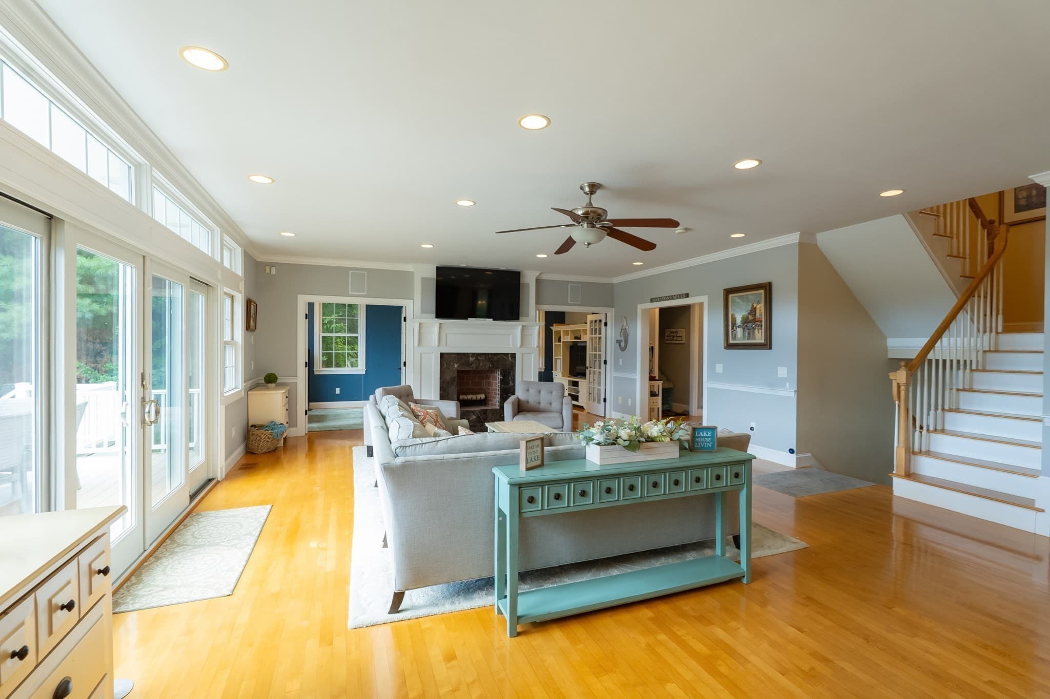 Single Family Residence at 10 Indian Pond Pt, Barnstable MA 02648, Barnstable, photo 8 of 41