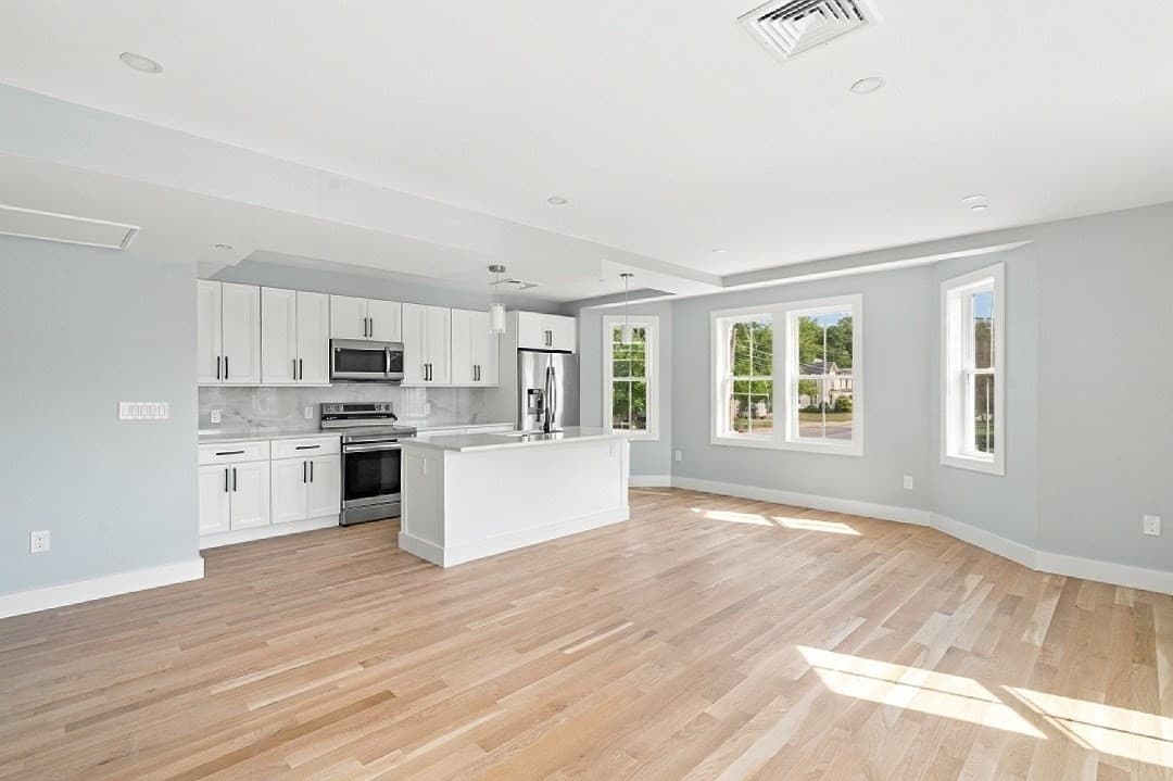 Condominium at 199 South Avenue # 5, Whitman MA 02382, Whitman, photo 7 of 29