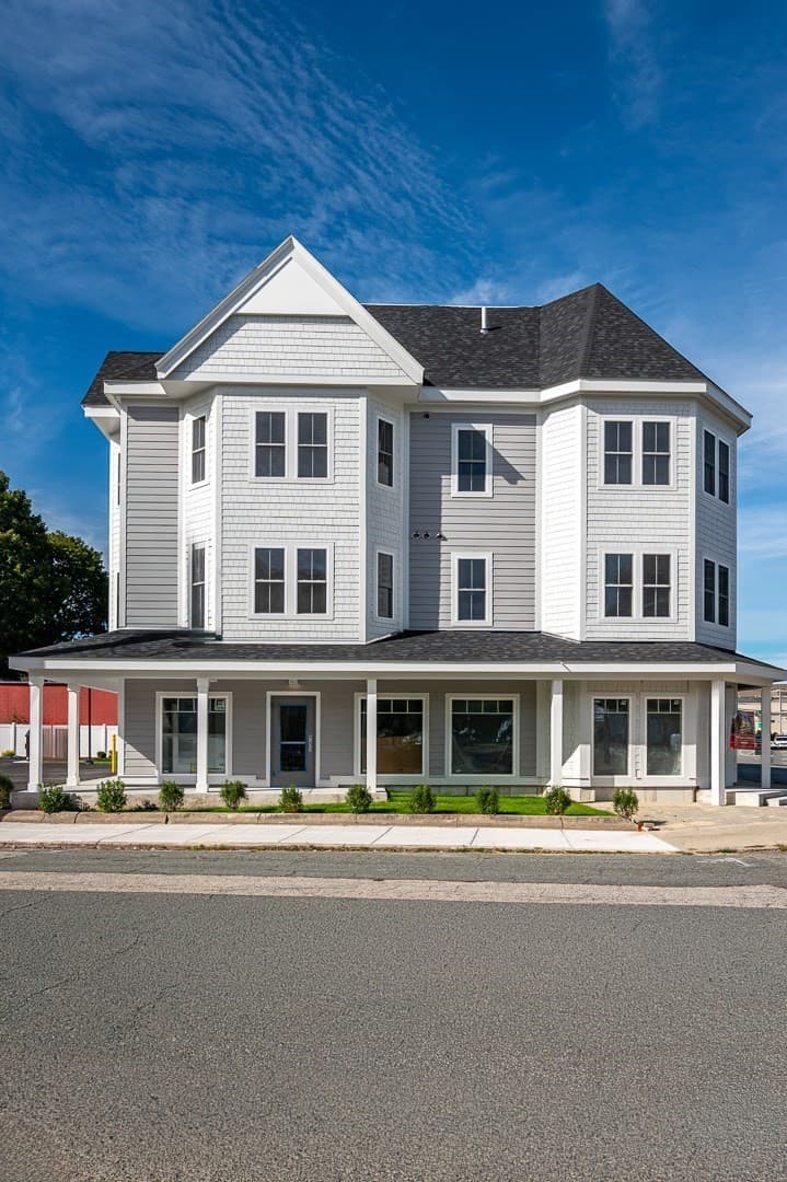 Condominium at 199 South Avenue # 5, Whitman MA 02382, Whitman, photo 4 of 29