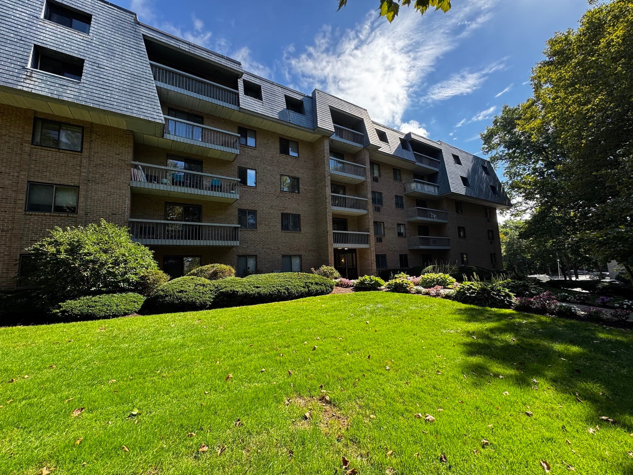 65 Commons Dr # 602, Shrewsbury MA 01545