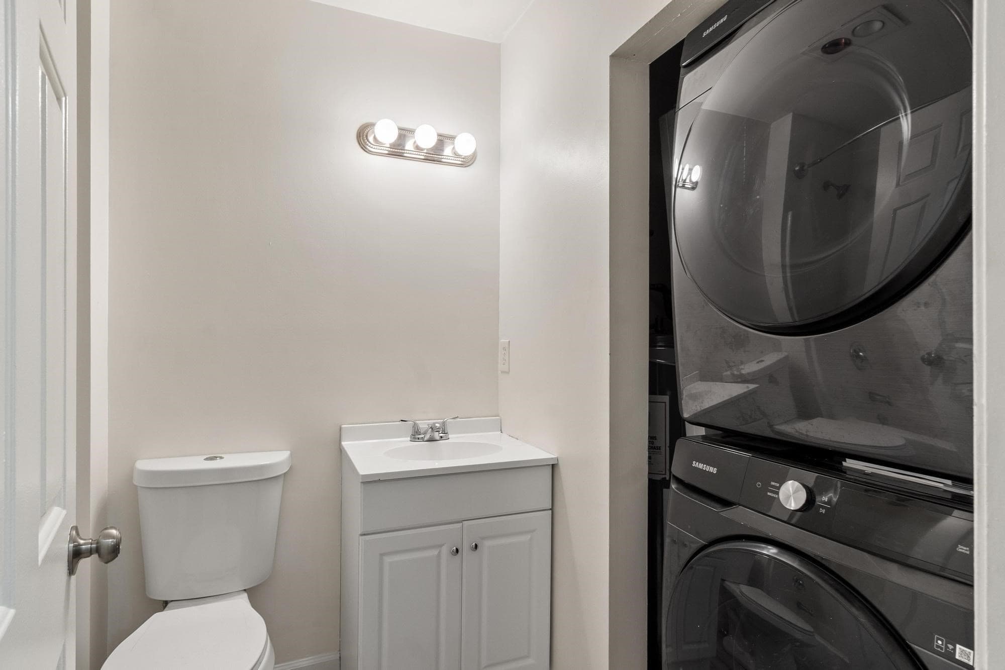 Condominium at 30 Abbey Rd # 106, Leominster MA 01453, Leominster, photo 19 of 36