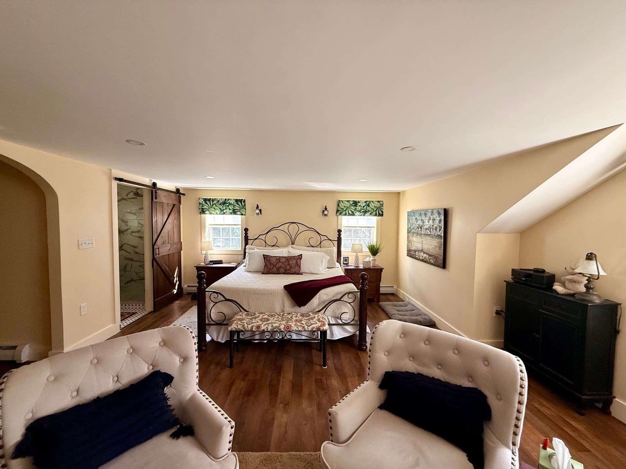 Single Family Residence at 270 Gardner St, New Bedford MA 02740, New Bedford, photo 21 of 42