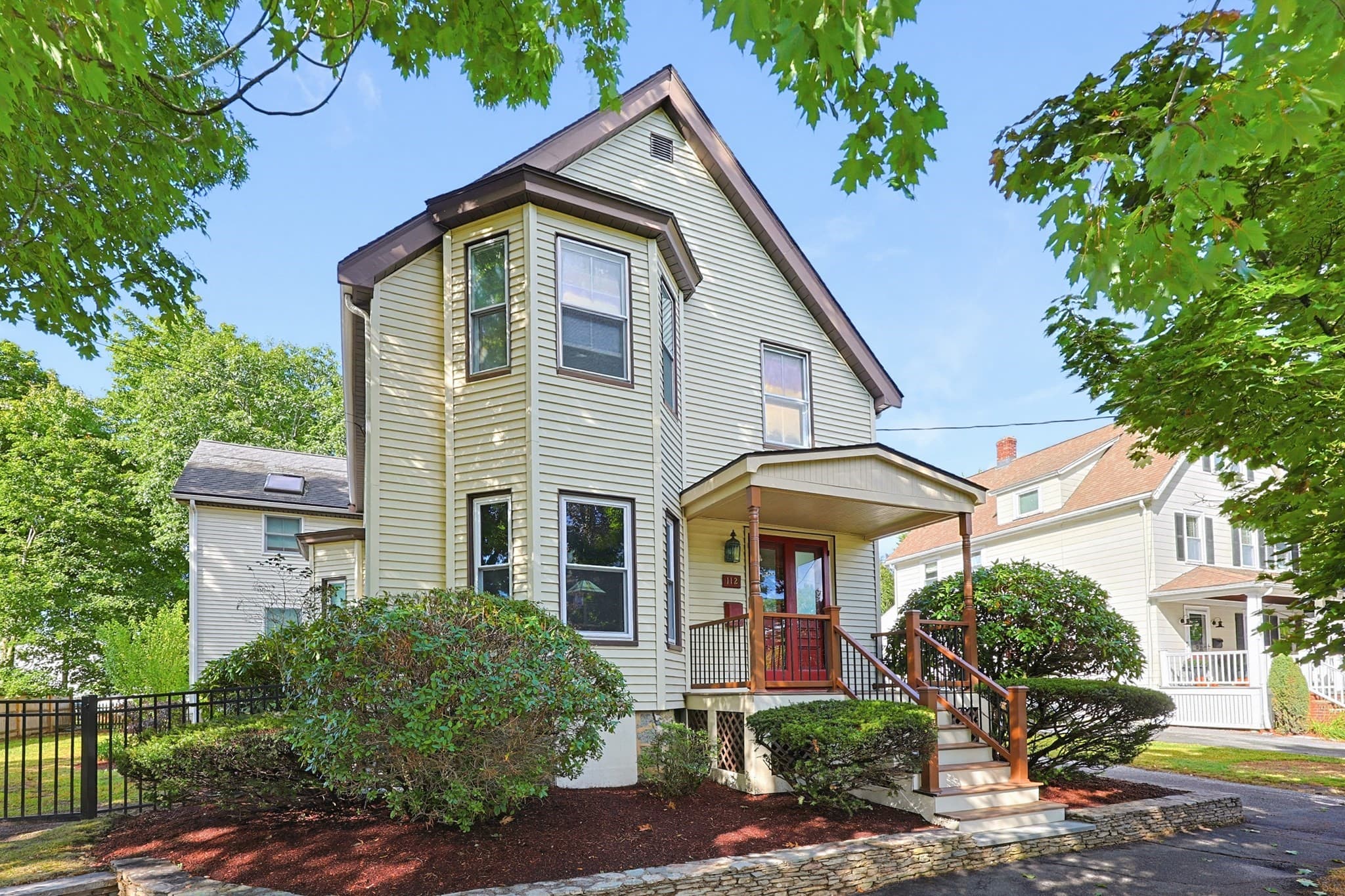 112 Greenwood Ave, Wakefield MA 01880