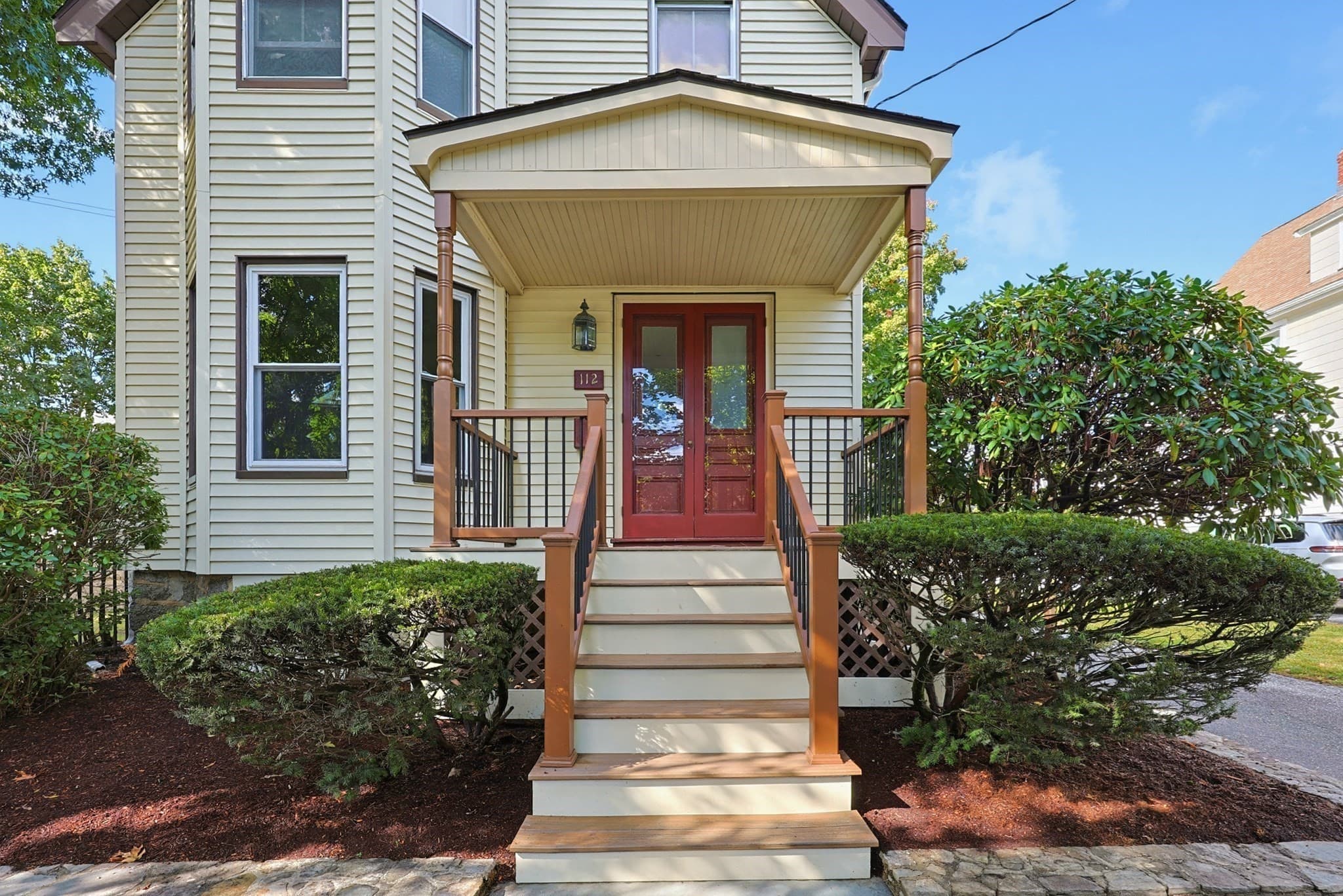 Single Family Residence at 112 Greenwood Ave, Wakefield MA 01880, Wakefield, photo 4 of 42