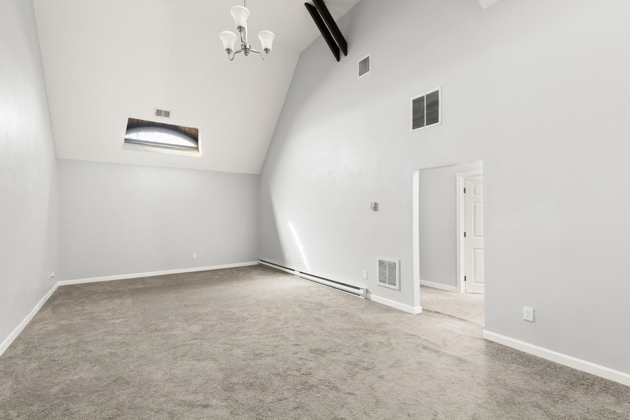Condominium at 31 Elizabeth St # 303, Worcester MA 01605, Worcester, photo 5 of 18
