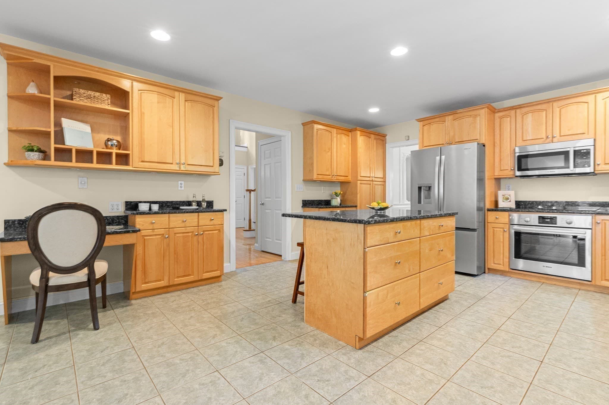 Single Family Residence at 27 Morningside Drive, Topsfield MA 01983, Topsfield, photo 9 of 42