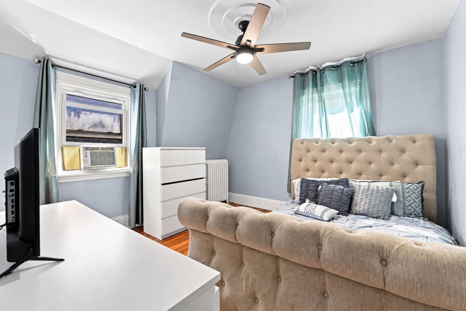 Single Family Residence at 127 Rotch St, New Bedford MA 02740, New Bedford, photo 22 of 29