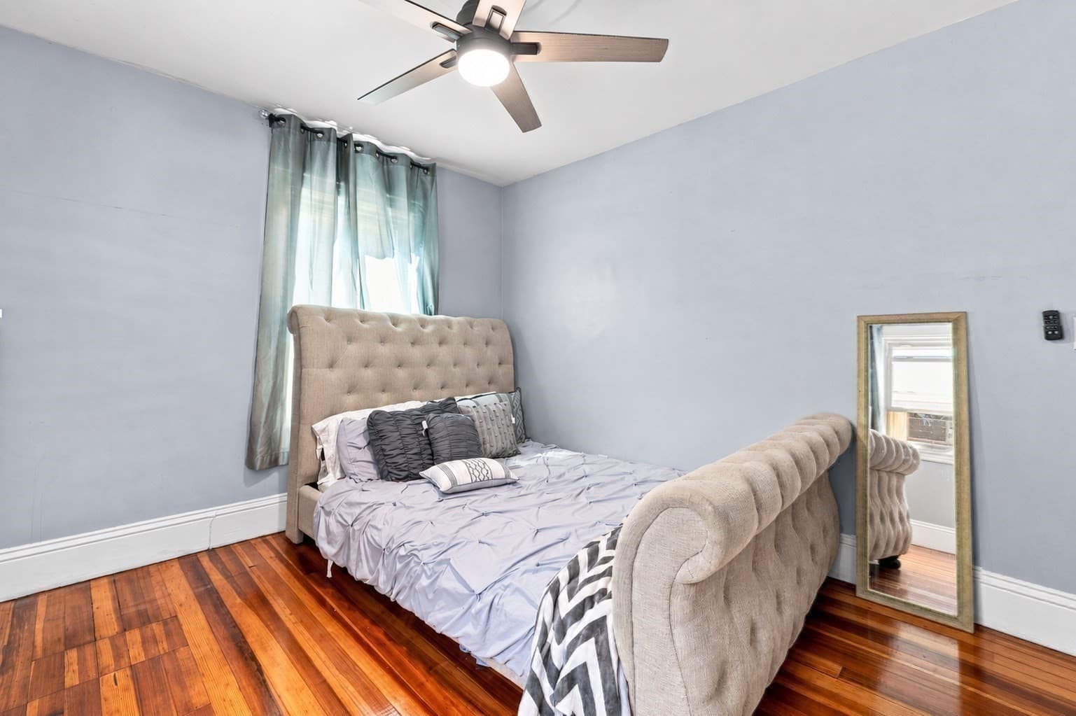 Single Family Residence at 127 Rotch St, New Bedford MA 02740, New Bedford, photo 21 of 29