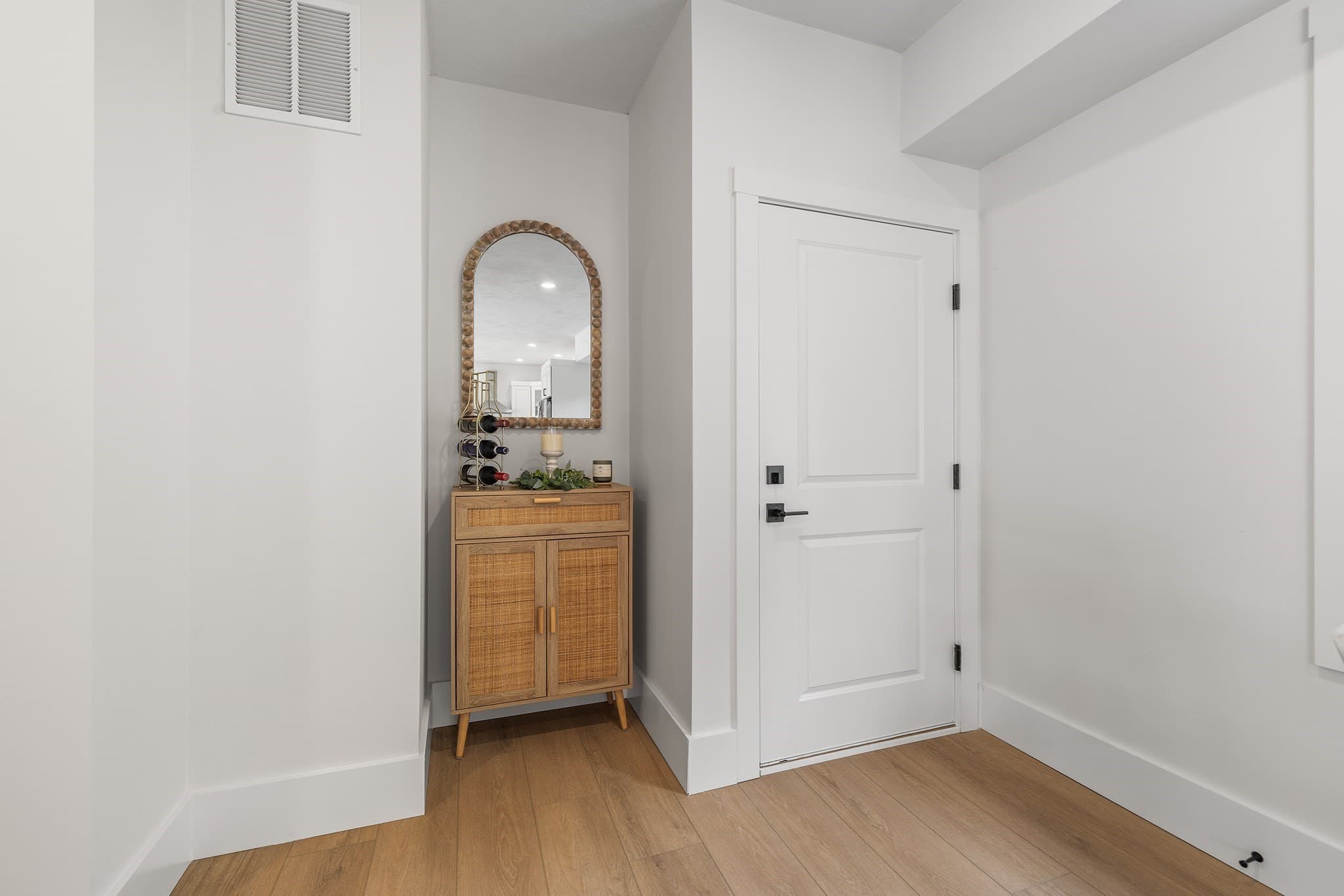 Single Family Residence at 126 Maple St, West Boylston MA 01583, West Boylston, photo 6 of 32