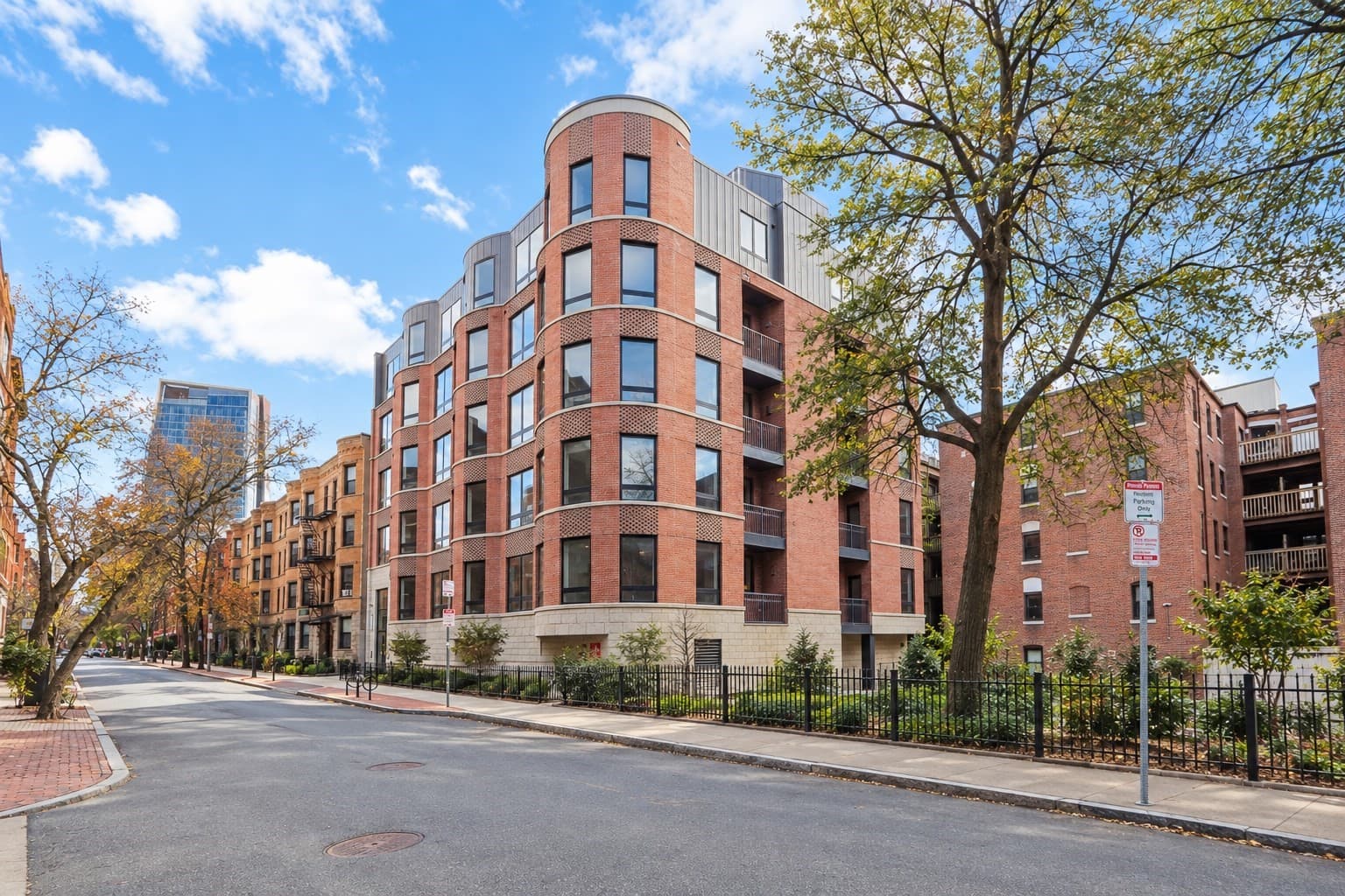 50 Symphony Rd # 201, Boston MA 02115