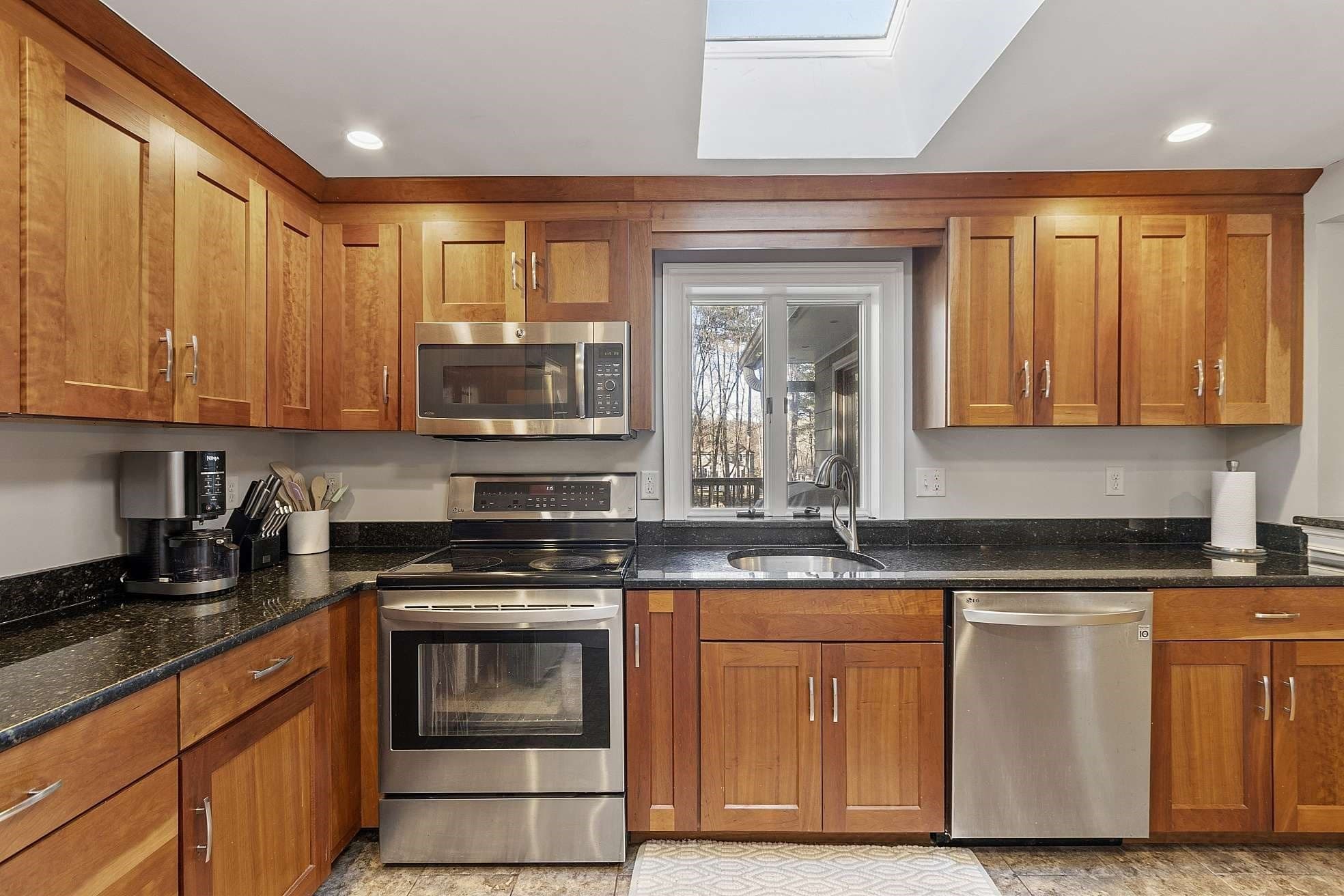 Single Family Residence at 30 Mohawk Dr, Northborough MA 01532, Northborough, photo 18 of 33