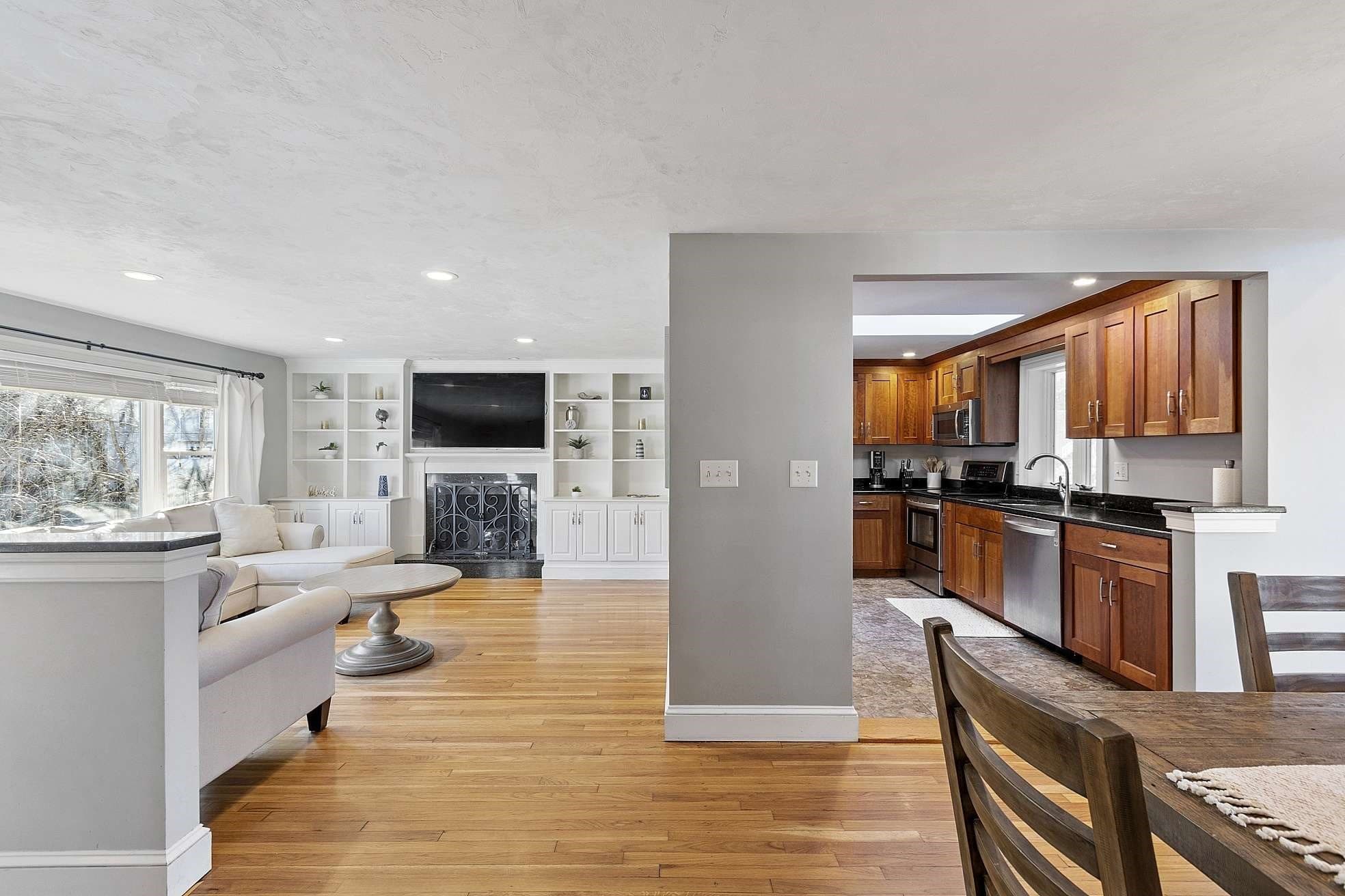 Single Family Residence at 30 Mohawk Dr, Northborough MA 01532, Northborough, photo 25 of 33