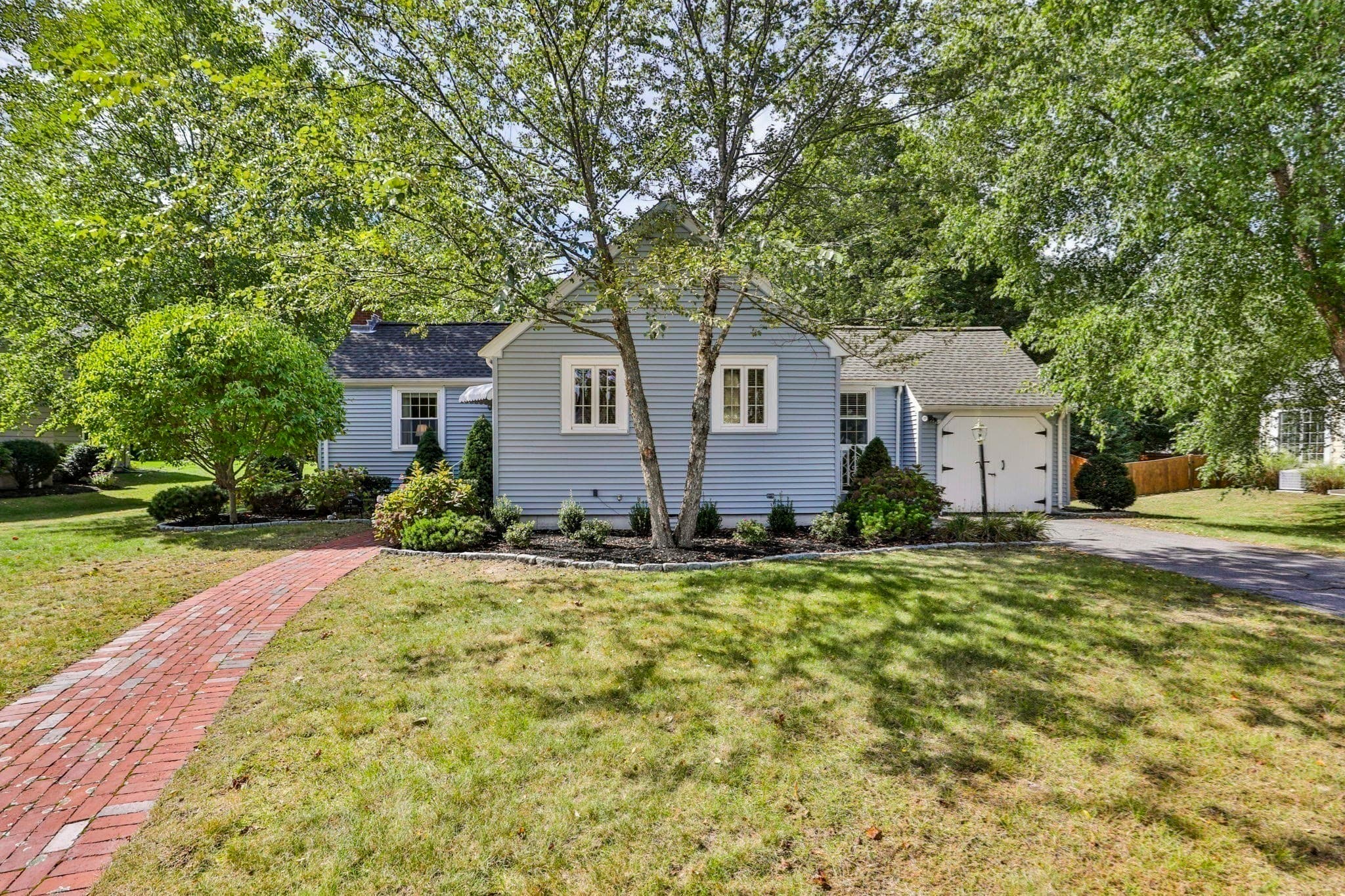 37 Mingo St, Milton MA 02186