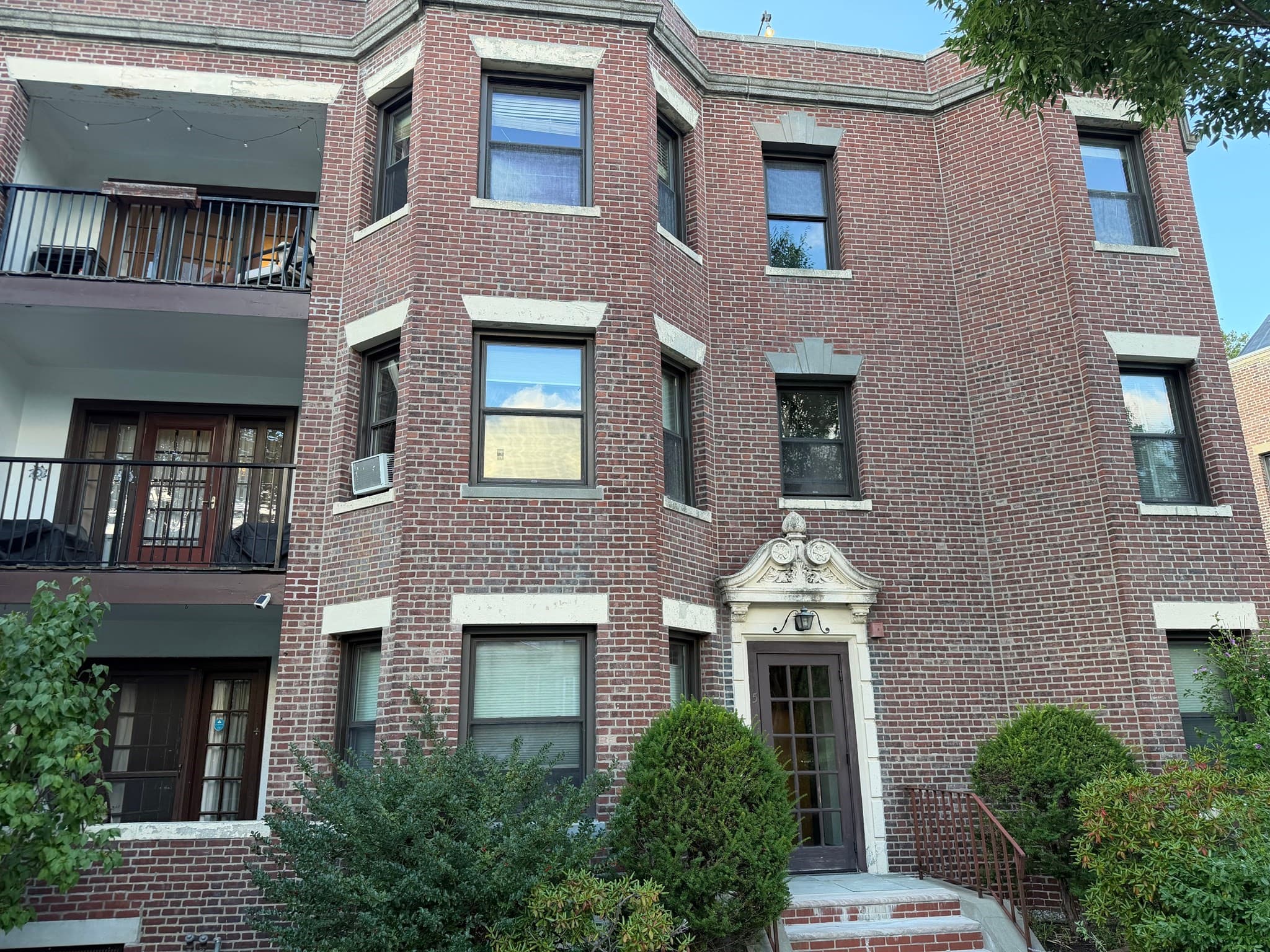 Condominium at 5 South St # 3, Boston MA 02135, Boston, photo 5 of 5