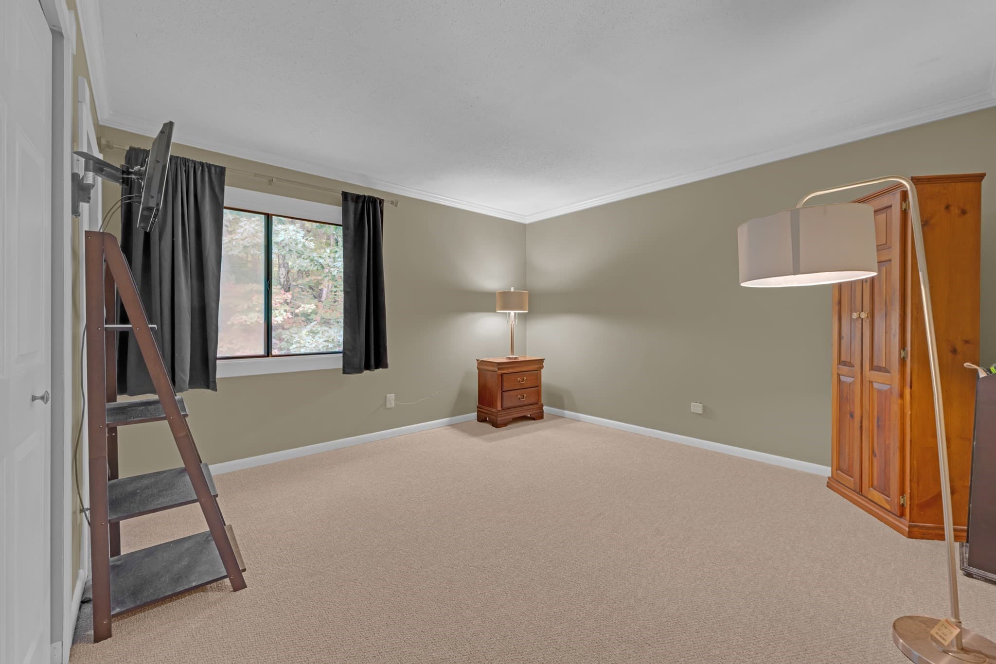 Condominium at 17 Thayer Pond Drive # 7, Oxford MA 01537, Oxford, photo 25 of 30