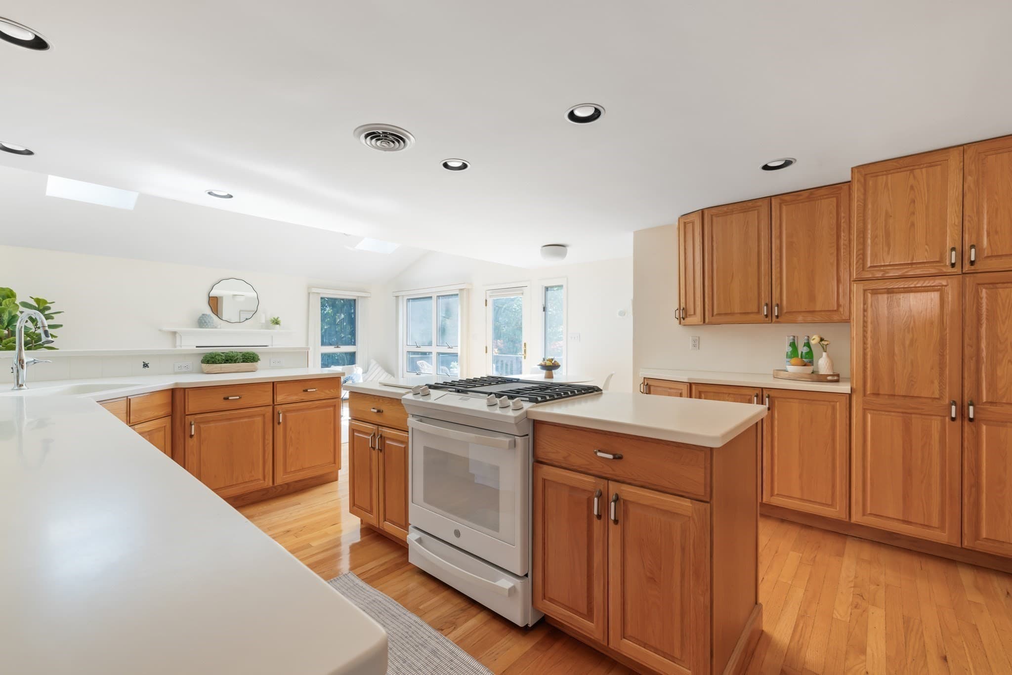 Single Family Residence at 521 High Rock St, Needham MA 02492, Needham, photo 6 of 31