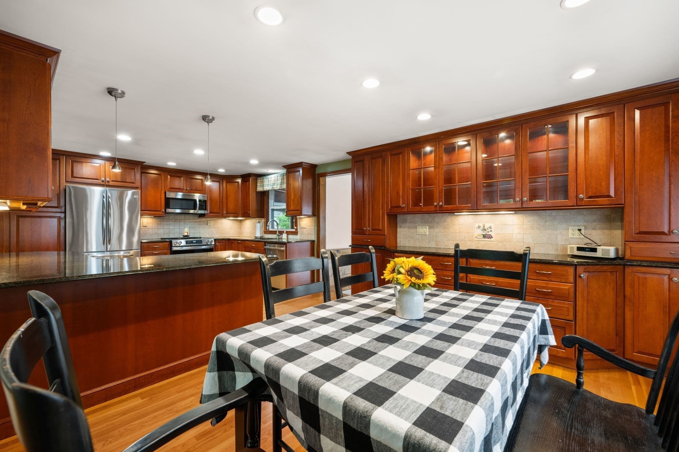Single Family Residence at 28 Evergreen Avenue, Braintree MA 02184, Braintree, photo 6 of 28