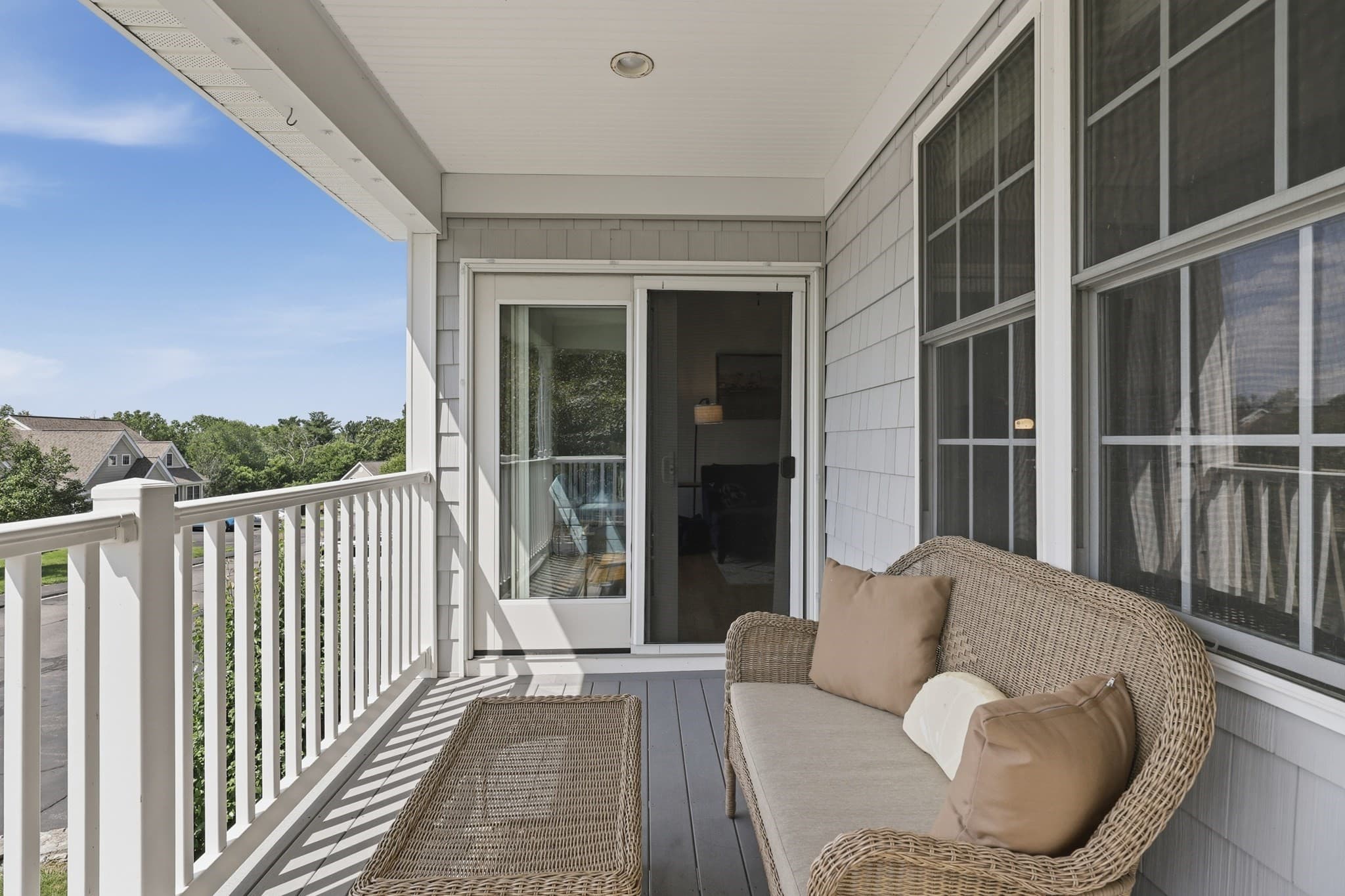 Condominium at 90 Carrington Ln # 90, Uxbridge MA 01569, Uxbridge, photo 17 of 38