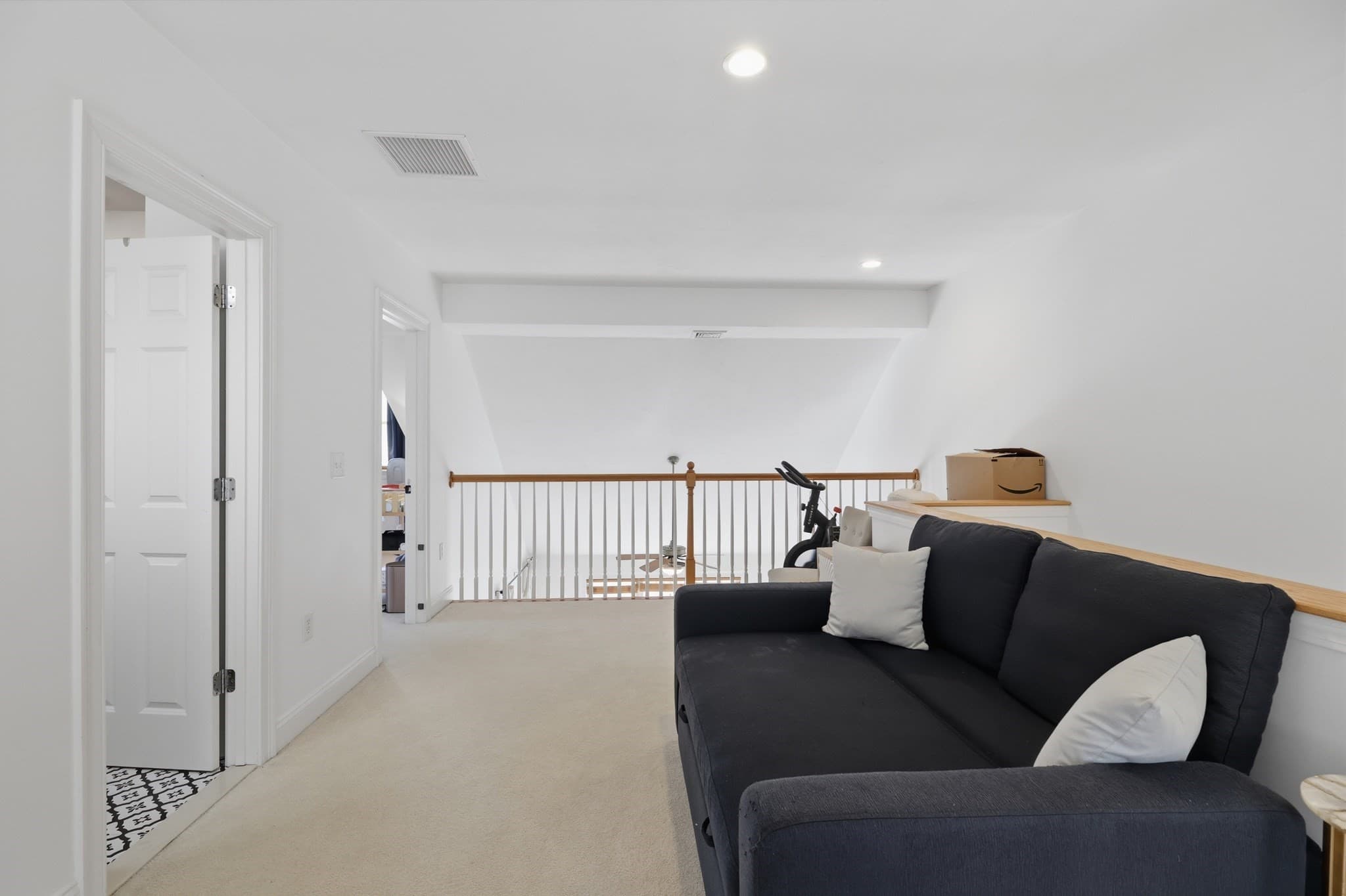 Condominium at 90 Carrington Ln # 90, Uxbridge MA 01569, Uxbridge, photo 19 of 38