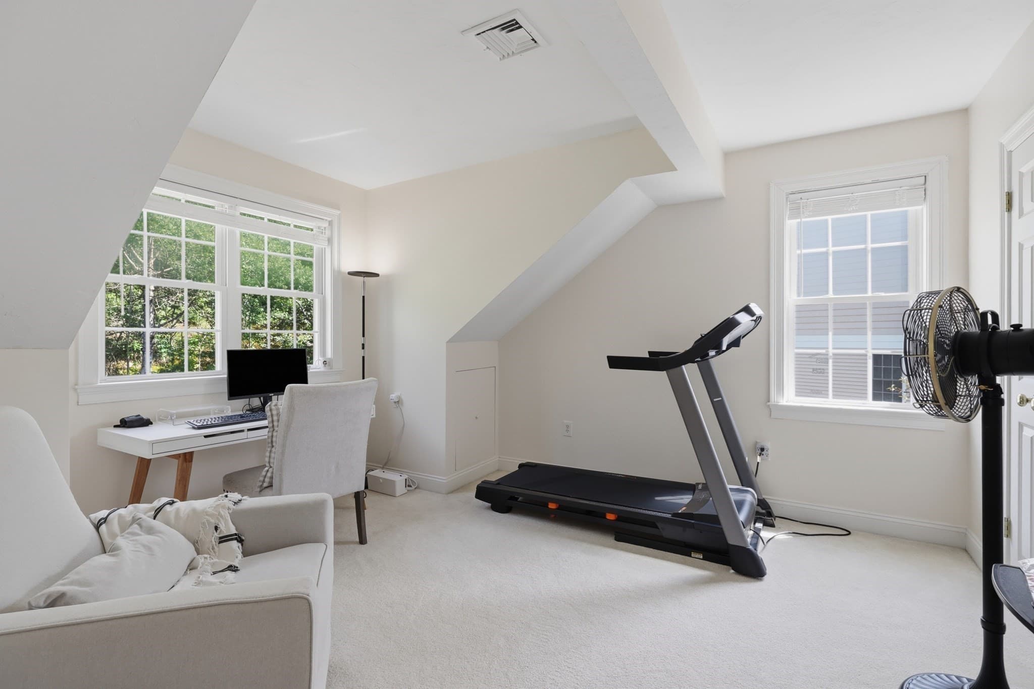 Condominium at 90 Carrington Ln # 90, Uxbridge MA 01569, Uxbridge, photo 29 of 38