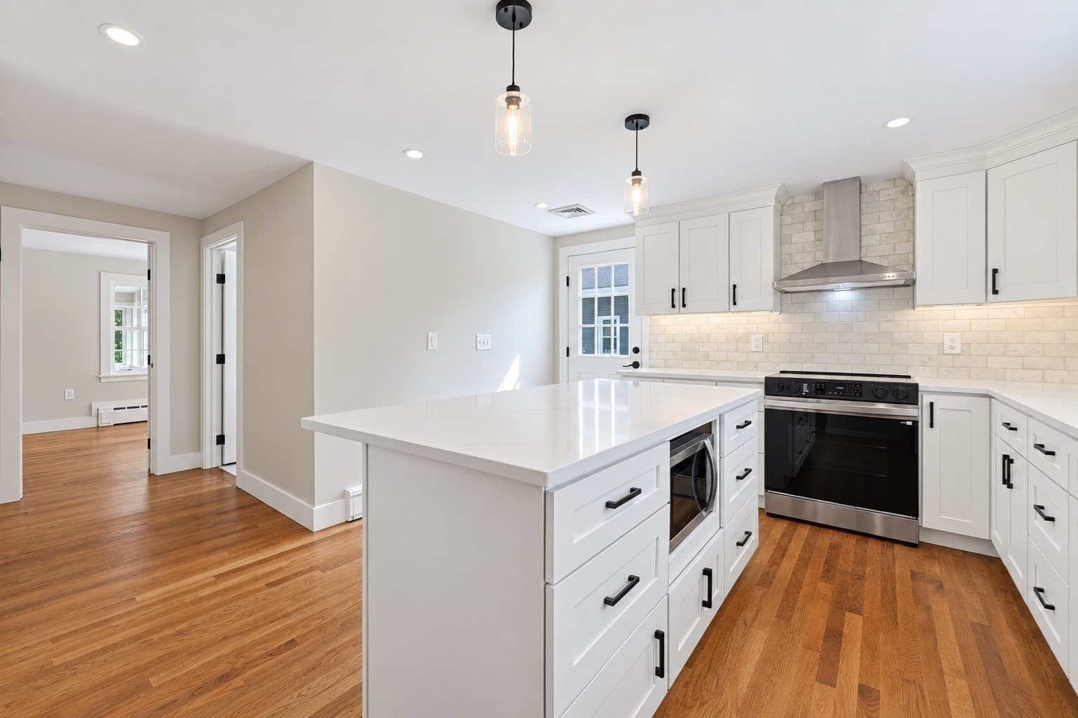 Single Family Residence at 7 Dana Park, Hopedale MA 01747, Hopedale, photo 4 of 42