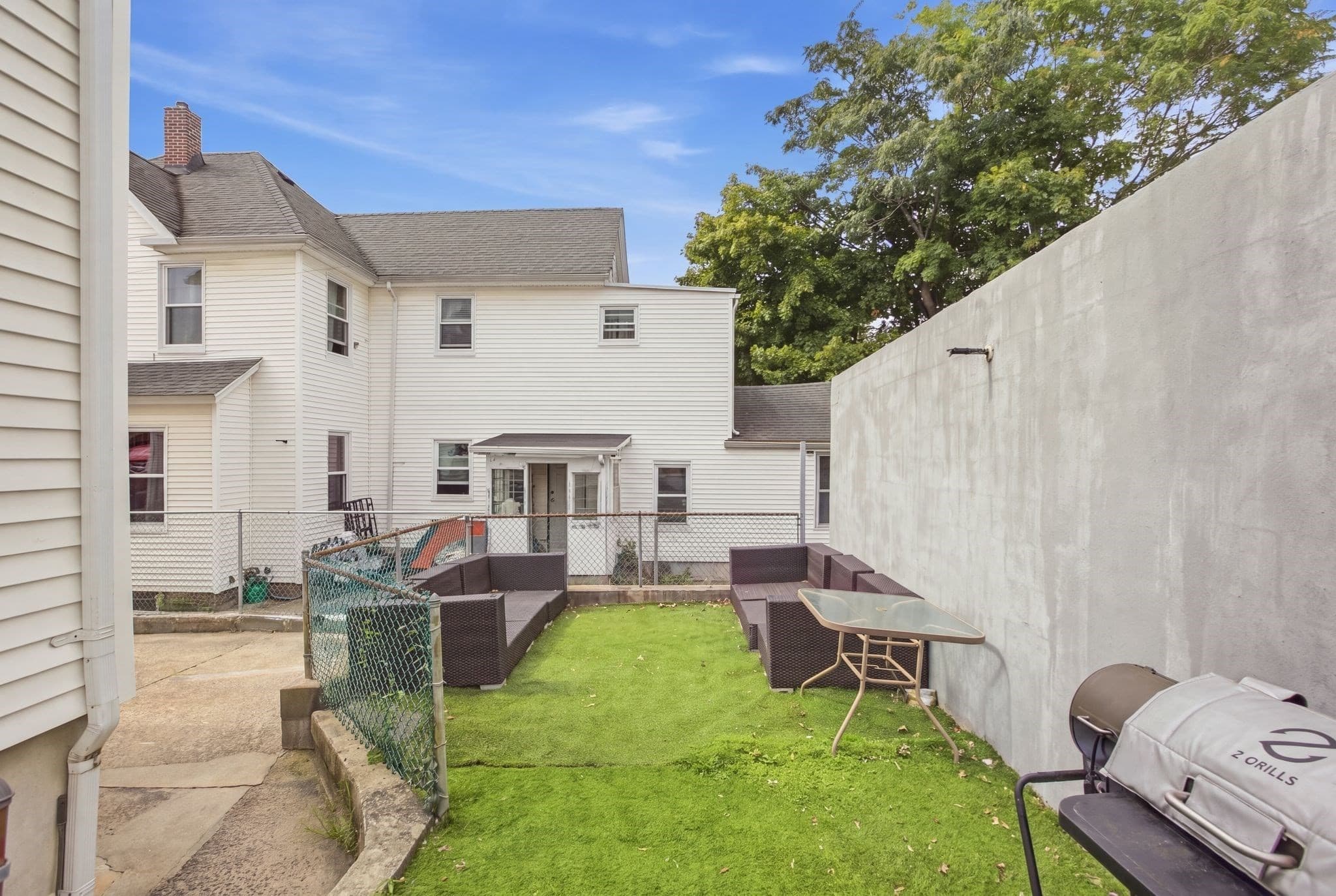 5-9 Family at 170 Main St, Everett MA 02149, Everett, photo 12 of 16