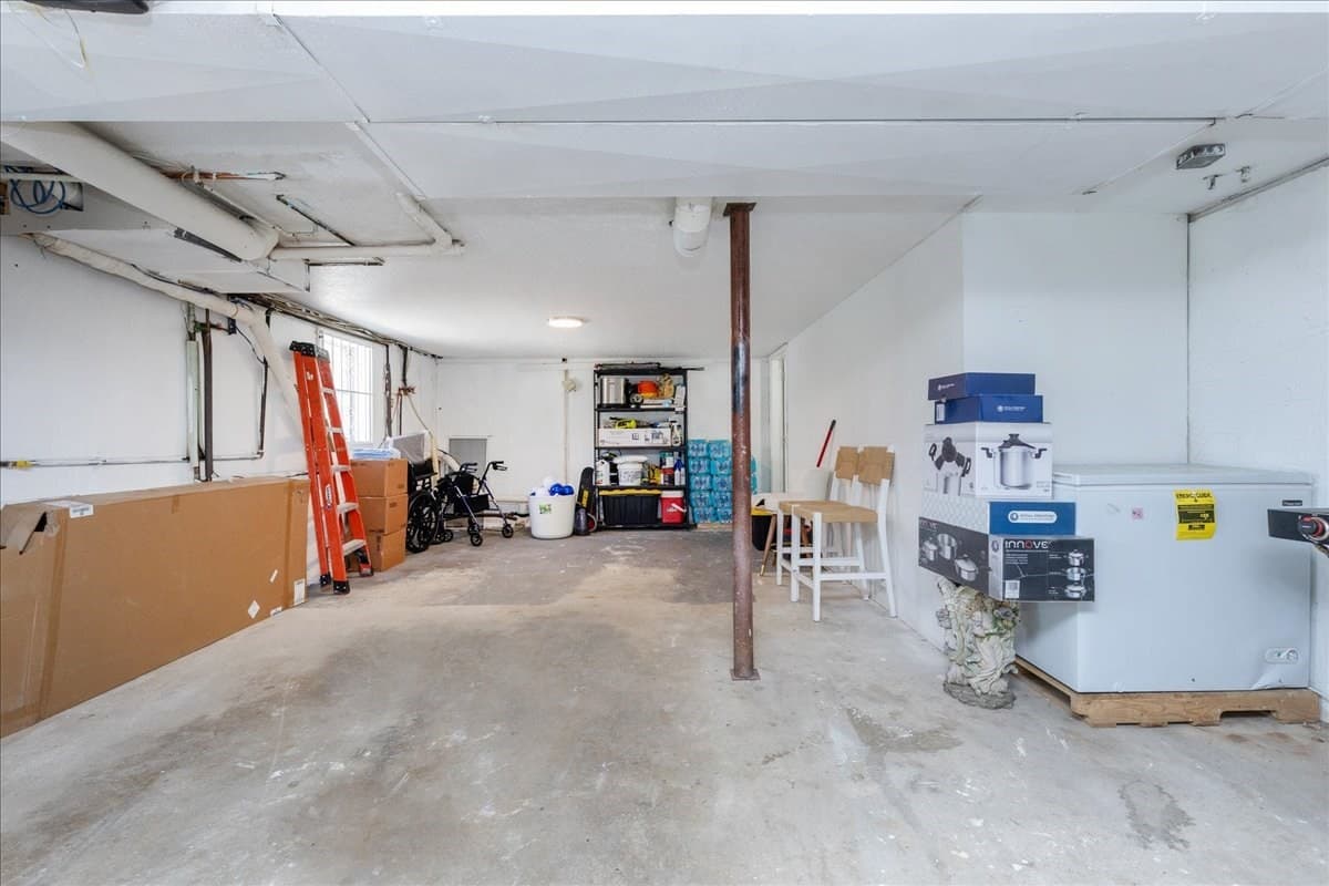 Condominium at 47 Kent St # A, Lawrence MA 01843, Lawrence, photo 24 of 27