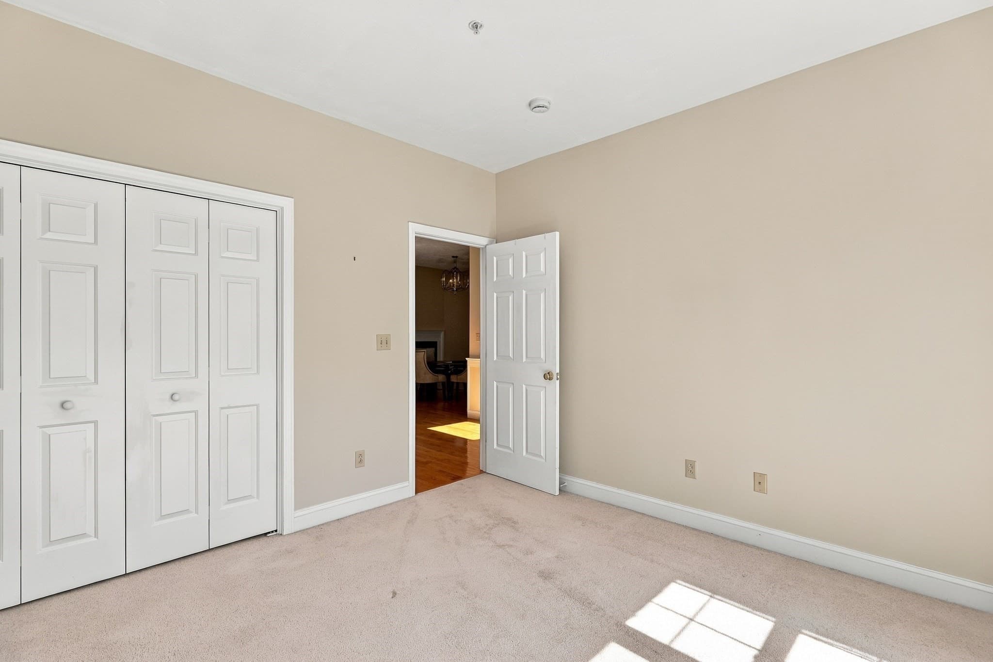 Condominium at 4 Blossom Tree Drive # 4, Shrewsbury MA 01545, Shrewsbury, photo 28 of 34