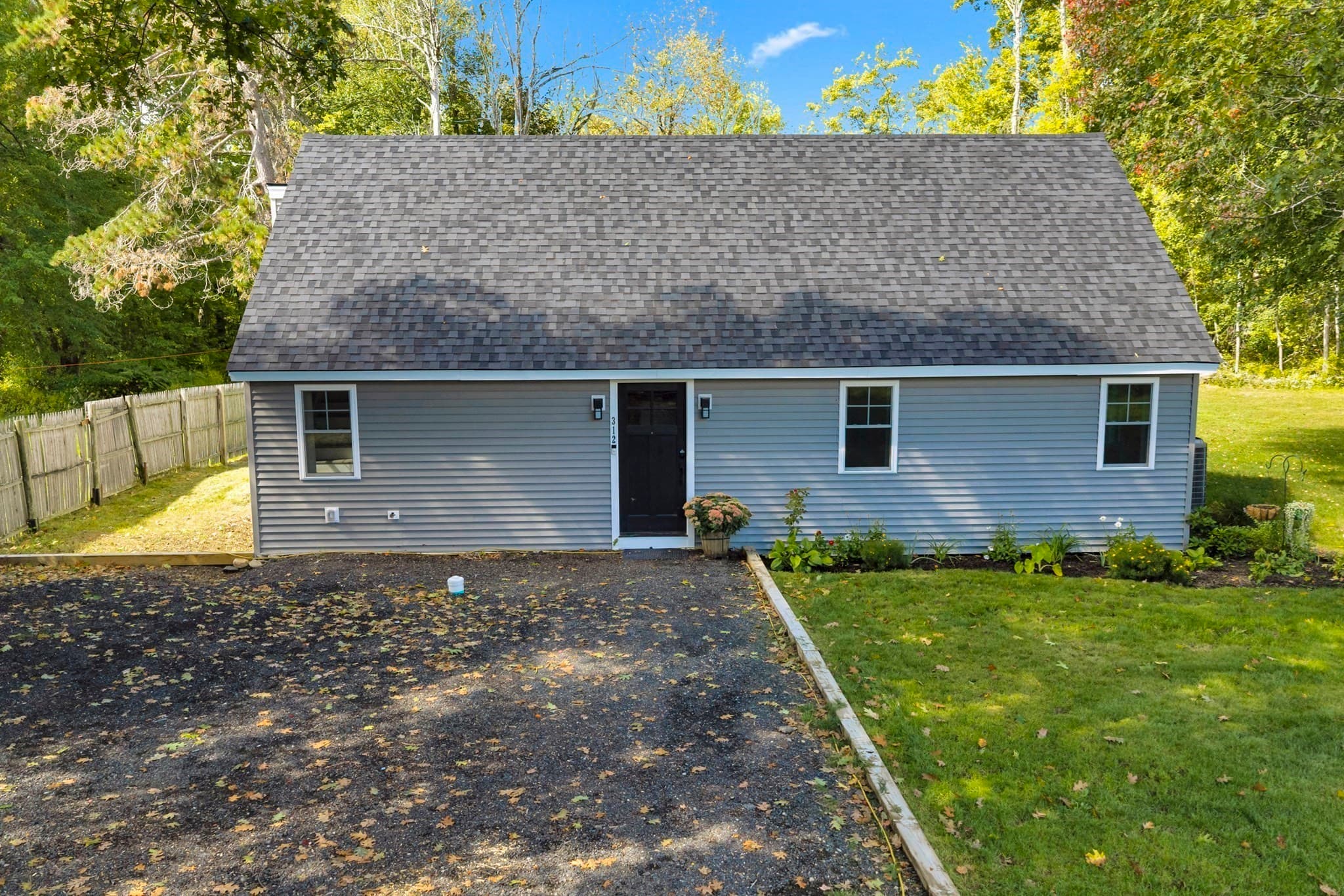 312 Pleasant St, Leicester MA 01524