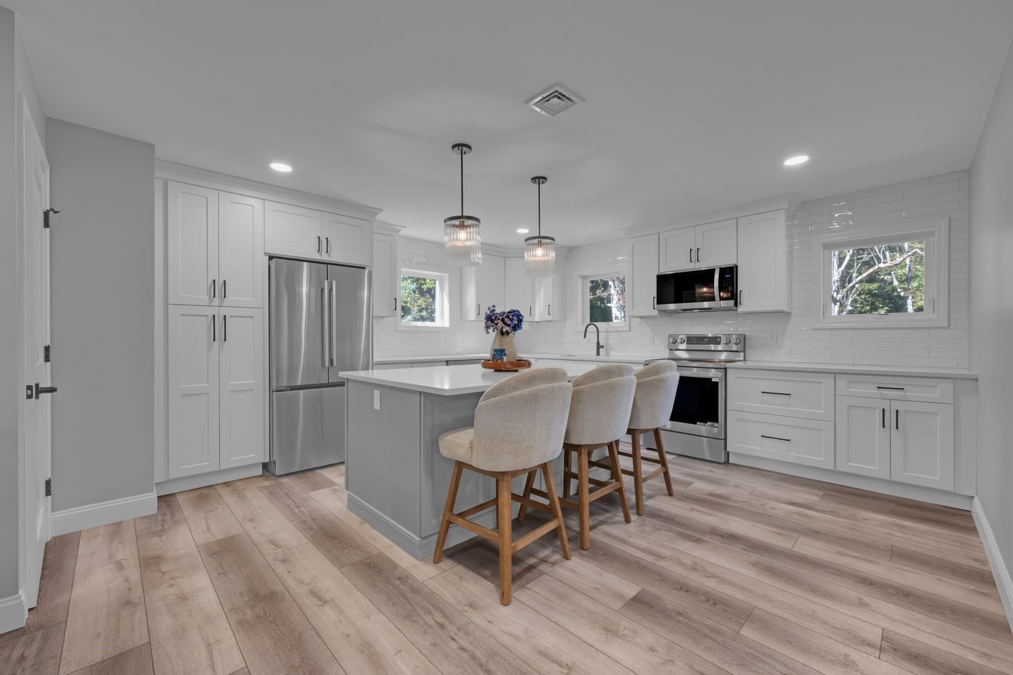 Single Family Residence at 312 Pleasant St, Leicester MA 01524, Leicester, photo 5 of 42