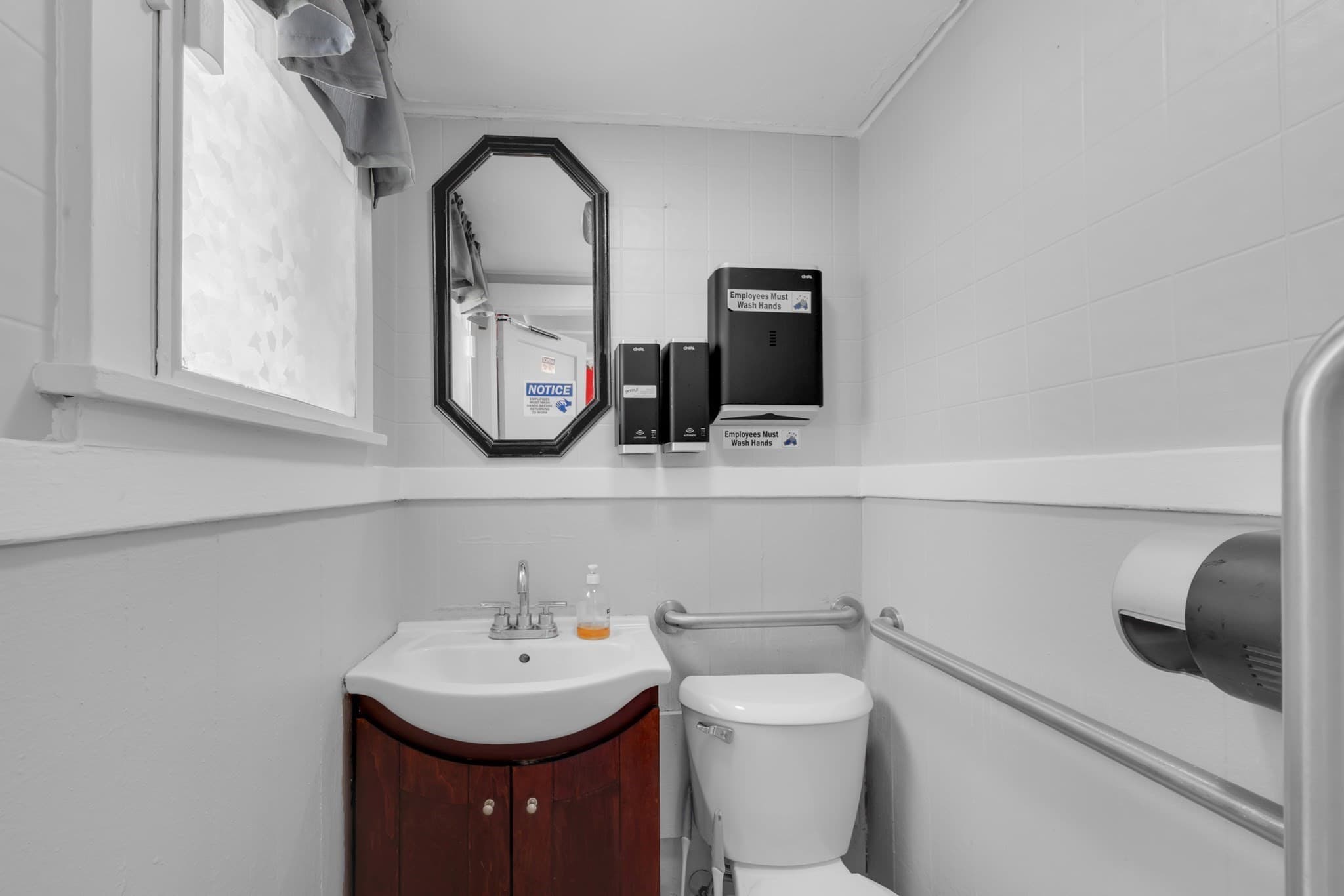Single Family Residence at 312 Pleasant St, Leicester MA 01524, Leicester, photo 33 of 42