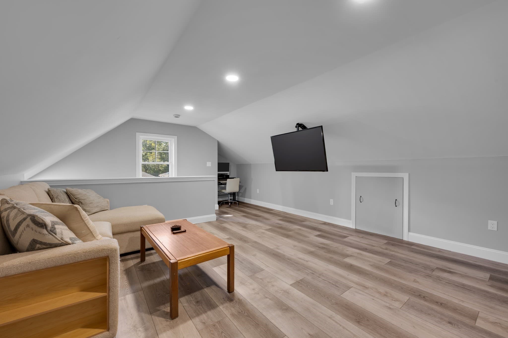 Single Family Residence at 312 Pleasant St, Leicester MA 01524, Leicester, photo 18 of 42