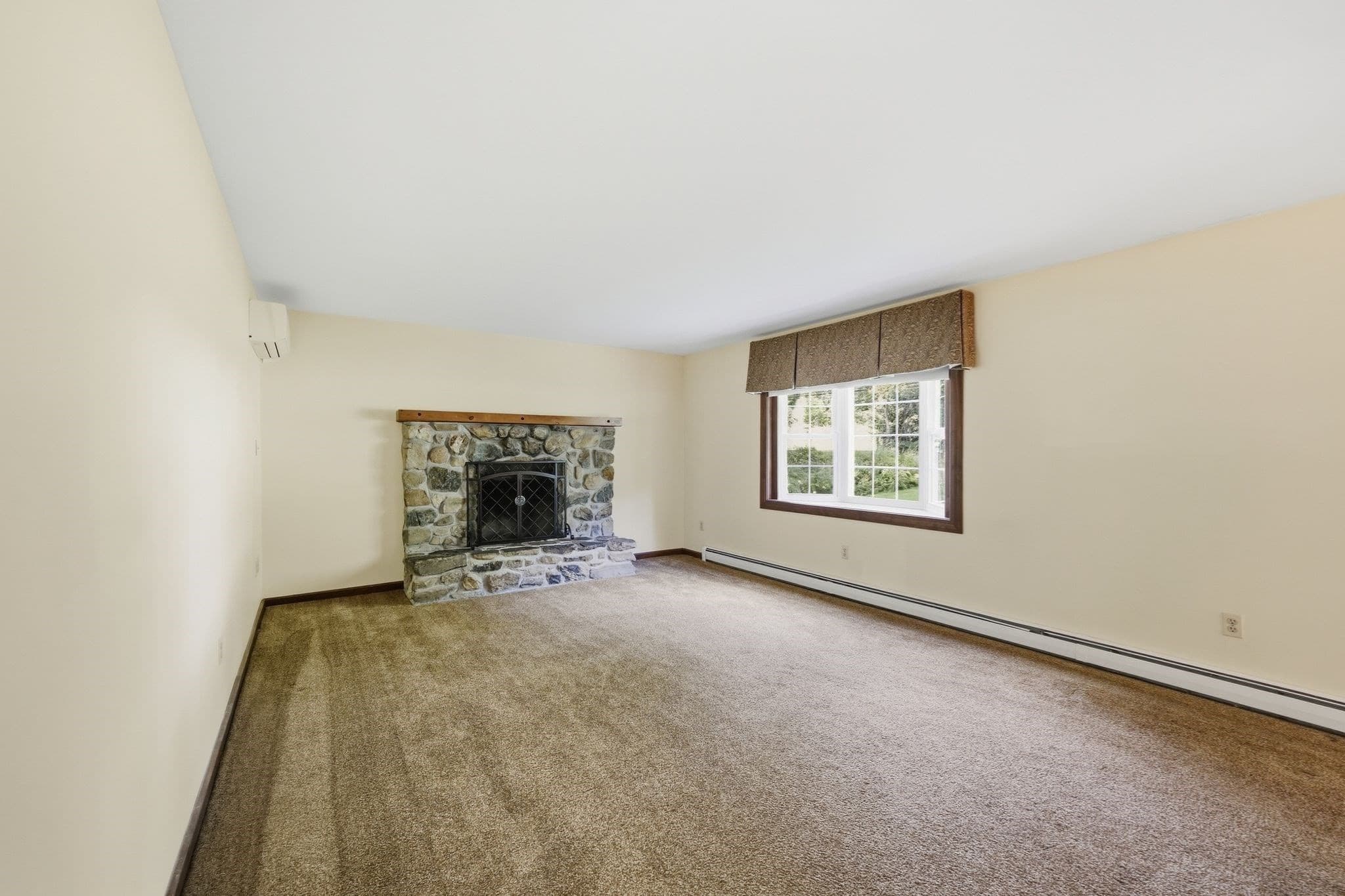 Single Family Residence at 330 Ventura St, Ludlow MA 01056, Ludlow, photo 18 of 42