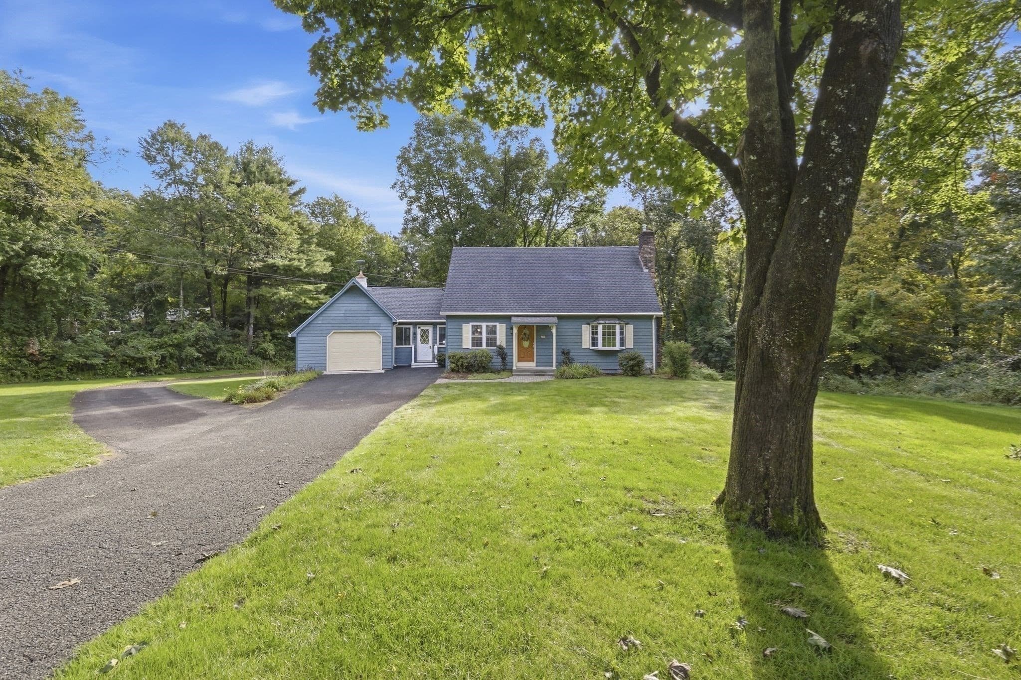 Single Family Residence at 330 Ventura St, Ludlow MA 01056, Ludlow, photo 4 of 42