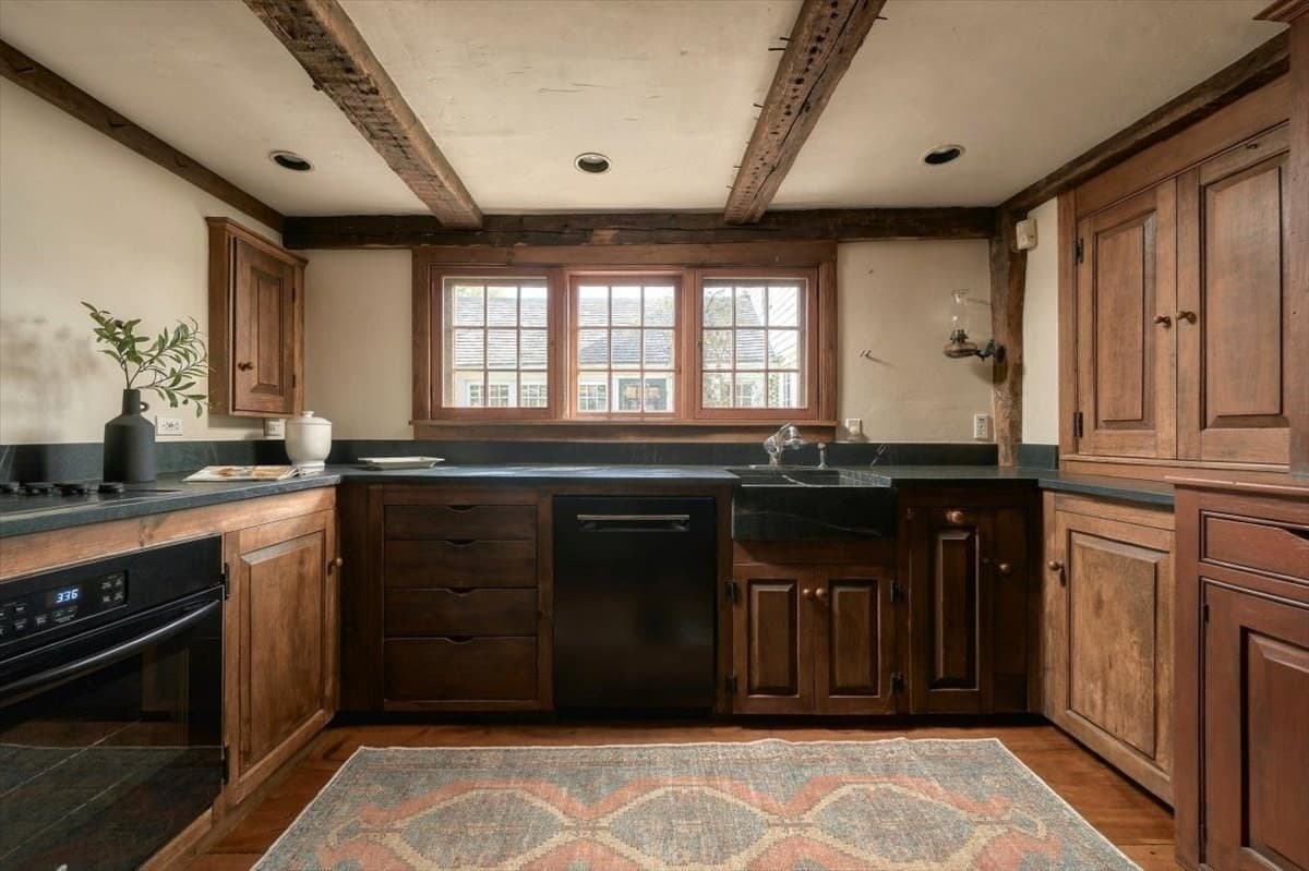 Single Family Residence at 25 Ship St, Hingham MA 02043, Hingham, photo 11 of 41