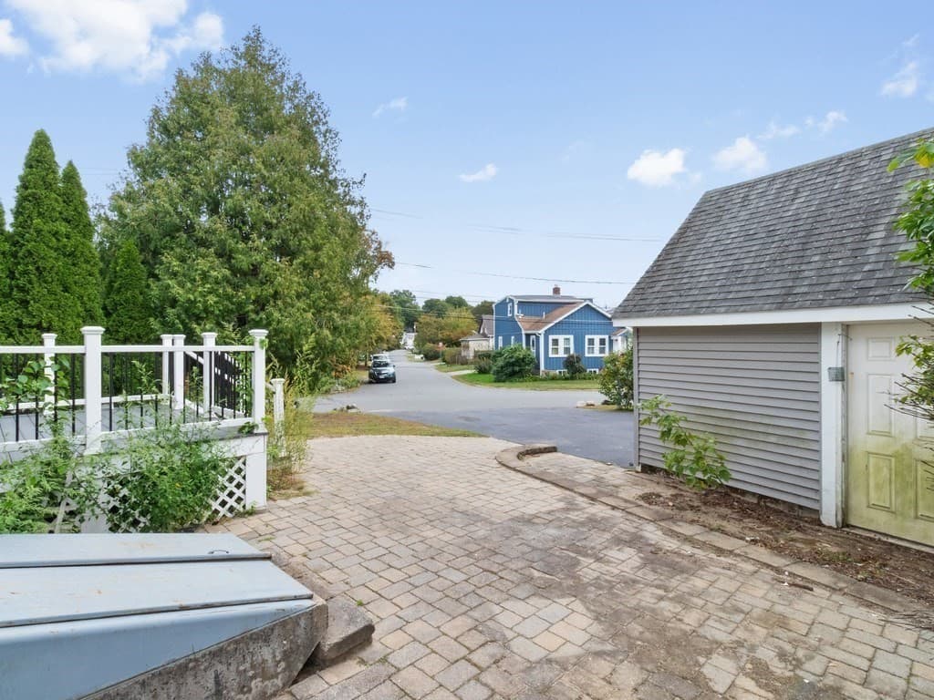 Single Family Residence at 35 Hiawatha Avenue, Waltham MA 02451, Waltham, photo 31 of 41