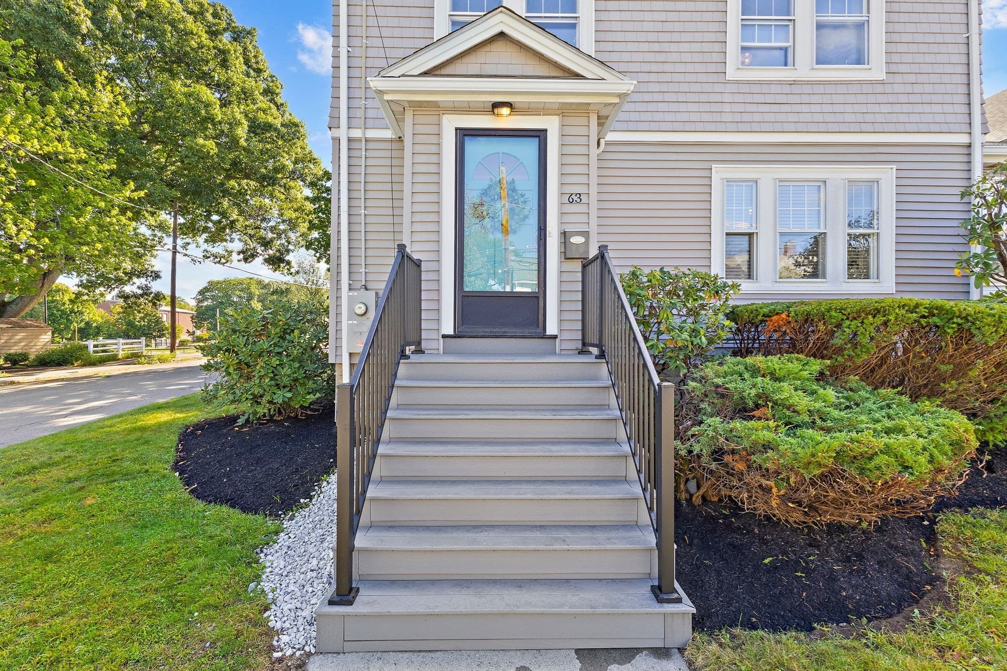 Single Family Residence at 63 Mayall Road, Waltham MA 02453, Waltham, photo 3 of 42