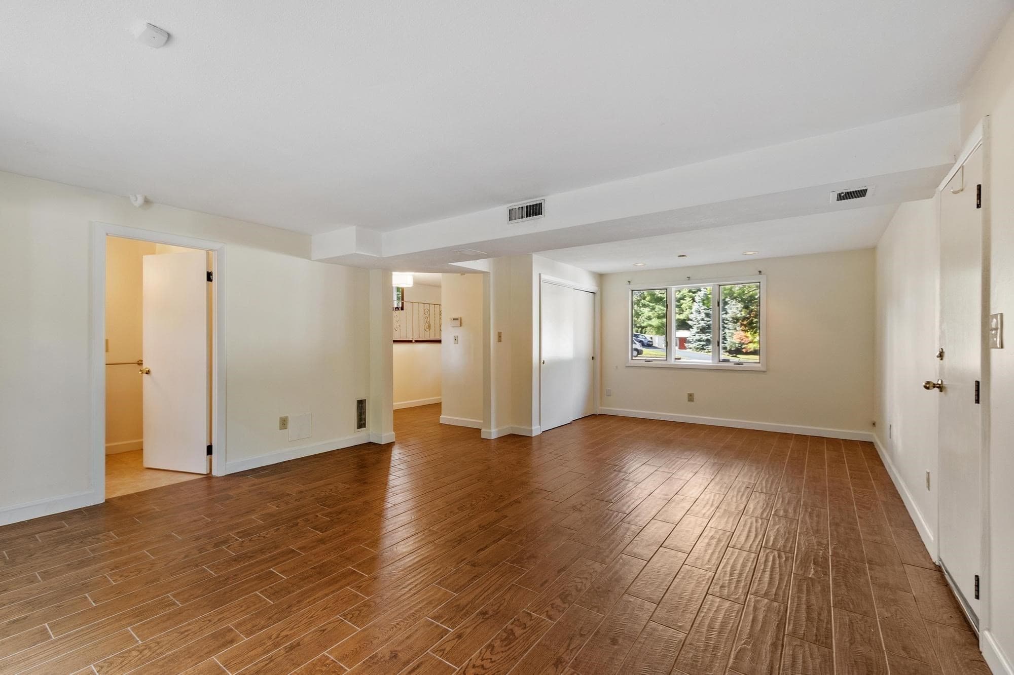 Single Family Residence at 7 Gaywood Cir, Peabody MA 01960, Peabody, photo 5 of 38