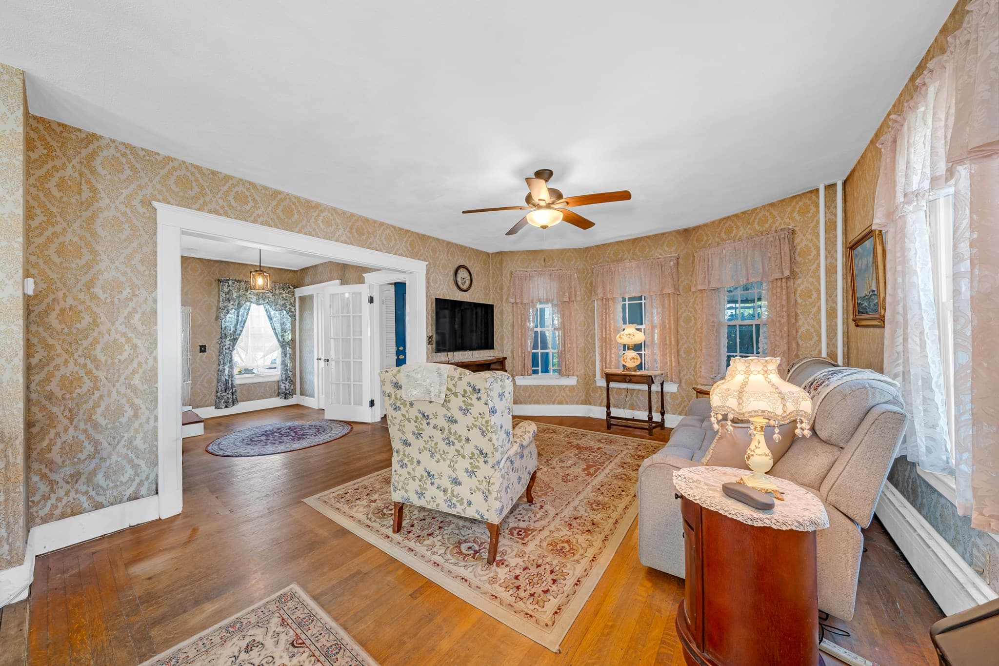 Single Family Residence at 412 Jefferson Avenue, Salem MA 01970, Salem, photo 8 of 40