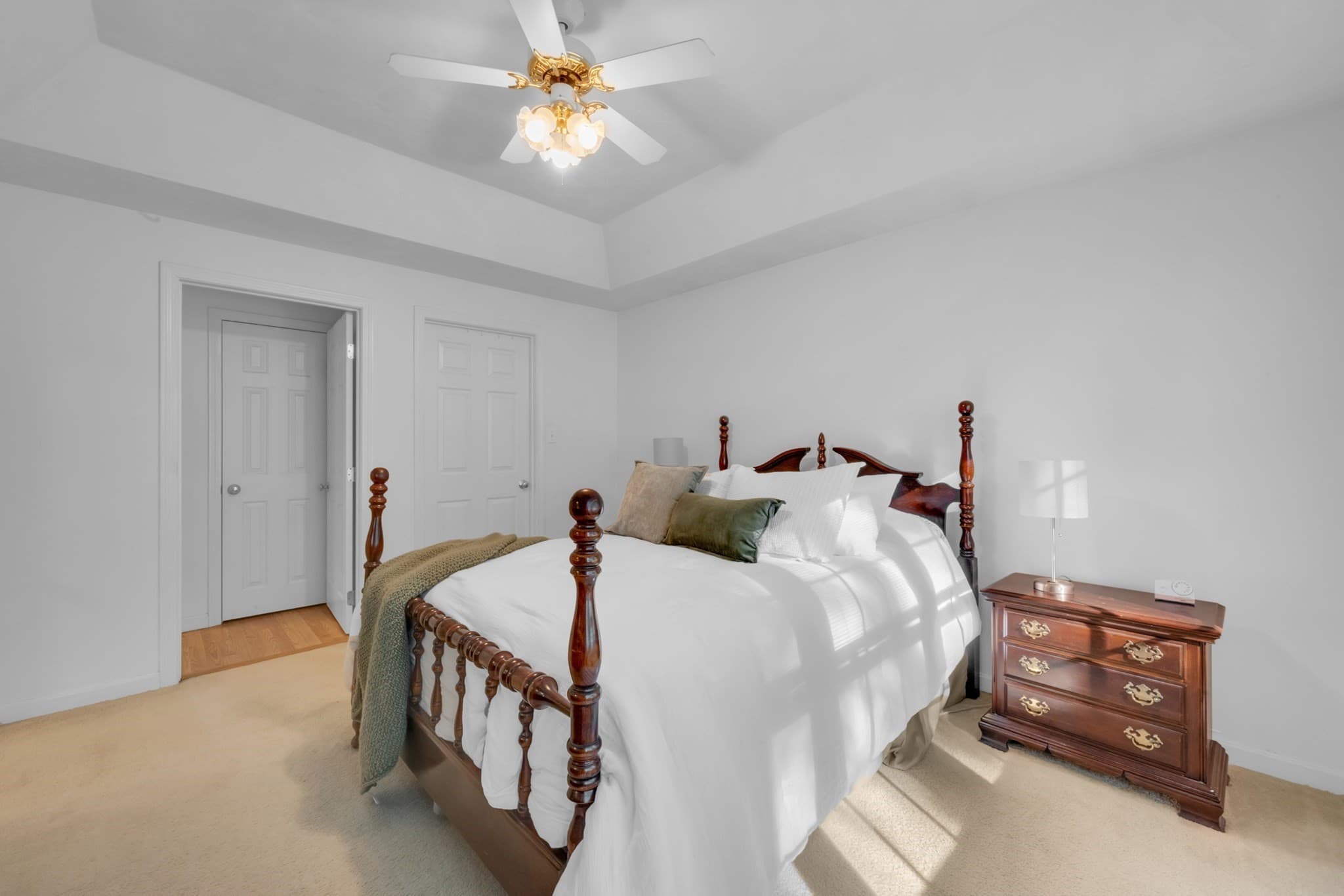 Condominium at 14 Millers Way # D, Sutton MA 01590, Sutton, photo 10 of 30