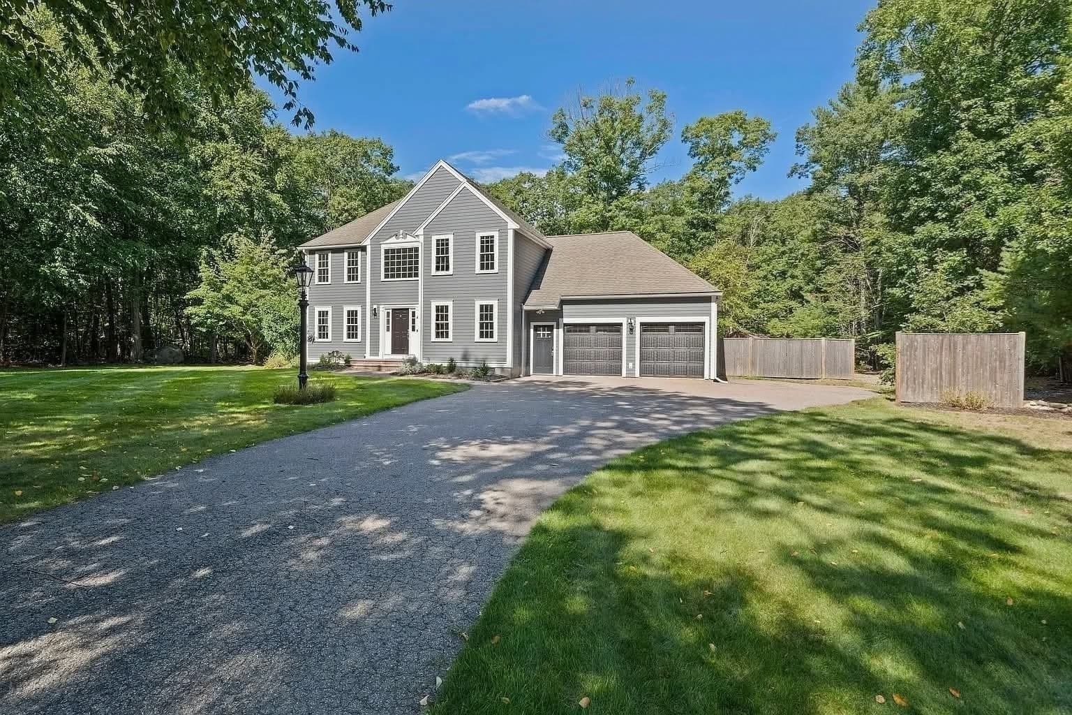 Single Family Residence at 4 Bruce Rd, Holbrook MA 02343, Holbrook, photo 3 of 41