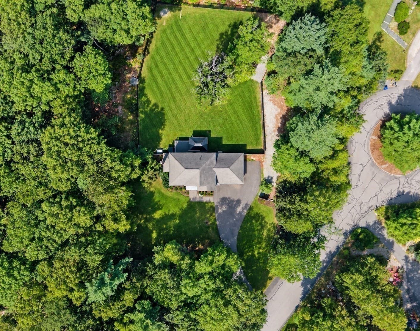 Single Family Residence at 4 Bruce Rd, Holbrook MA 02343, Holbrook, photo 40 of 41