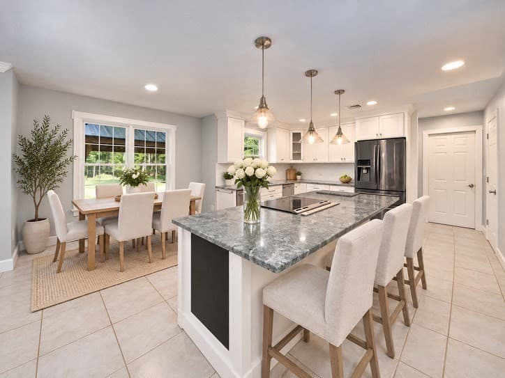 Single Family Residence at 4 Bruce Rd, Holbrook MA 02343, Holbrook, photo 4 of 41