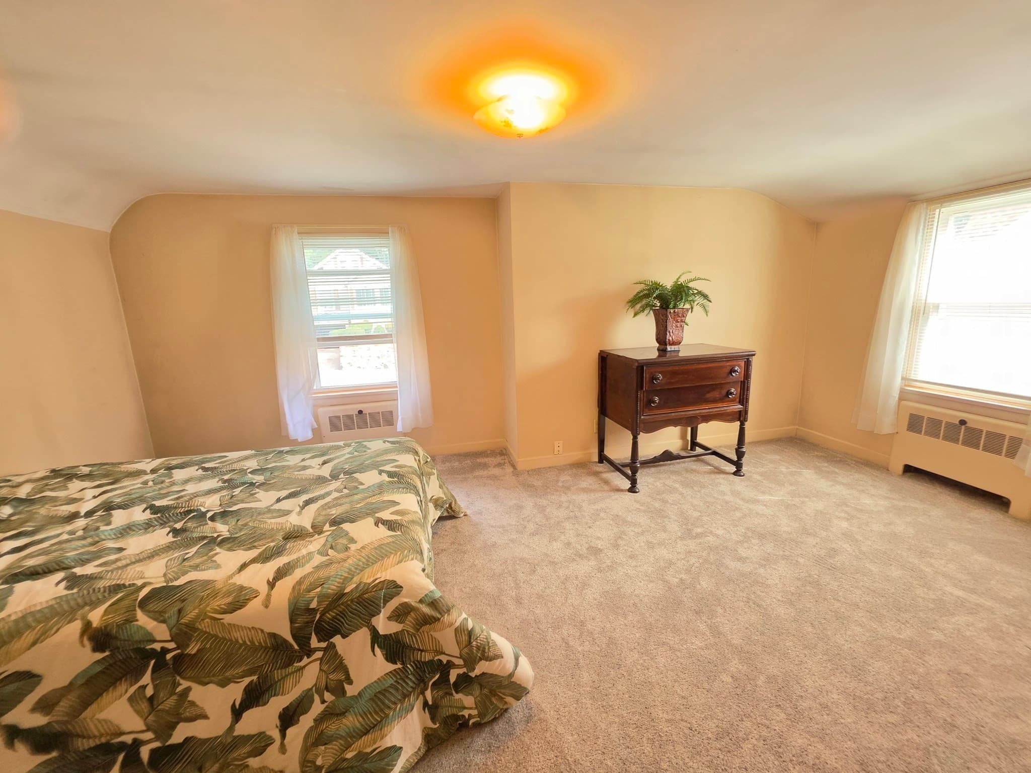 Single Family Residence at 4 Edgemere Rd, Lynn MA 01904, Lynn, photo 13 of 24