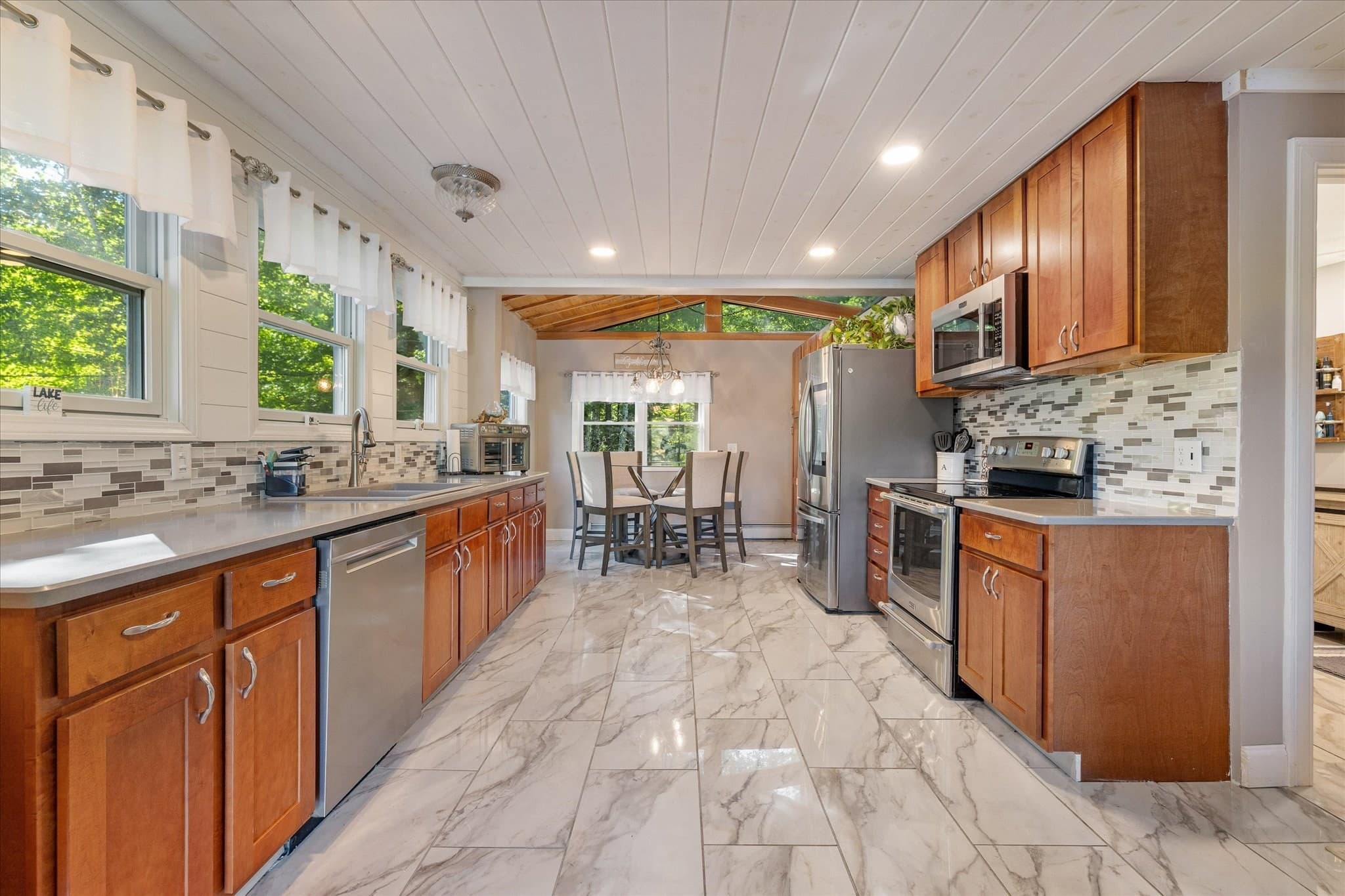 Single Family Residence at 14 Edgewood Rd, Westminster MA 01473, Westminster, photo 16 of 42