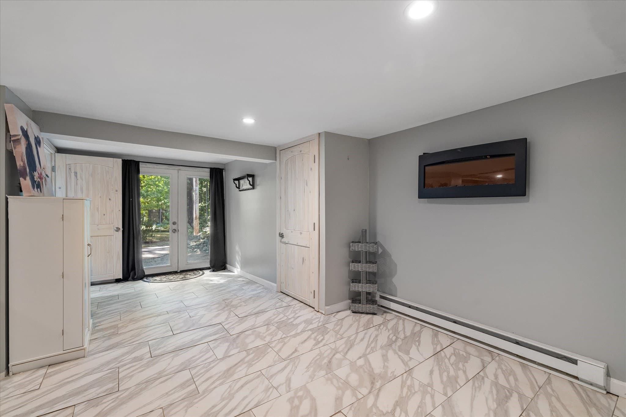 Single Family Residence at 14 Edgewood Rd, Westminster MA 01473, Westminster, photo 31 of 42