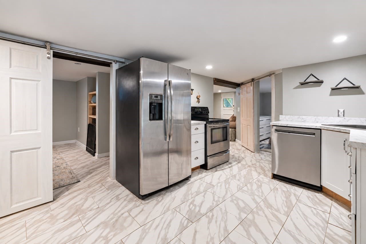 Single Family Residence at 14 Edgewood Rd, Westminster MA 01473, Westminster, photo 29 of 42