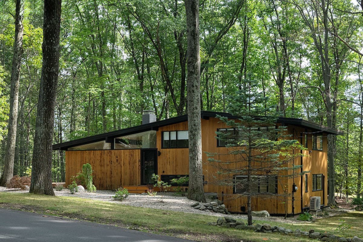 Single Family Residence at 5 Gould Rd, Lexington MA 02420, Lexington, photo 4 of 26